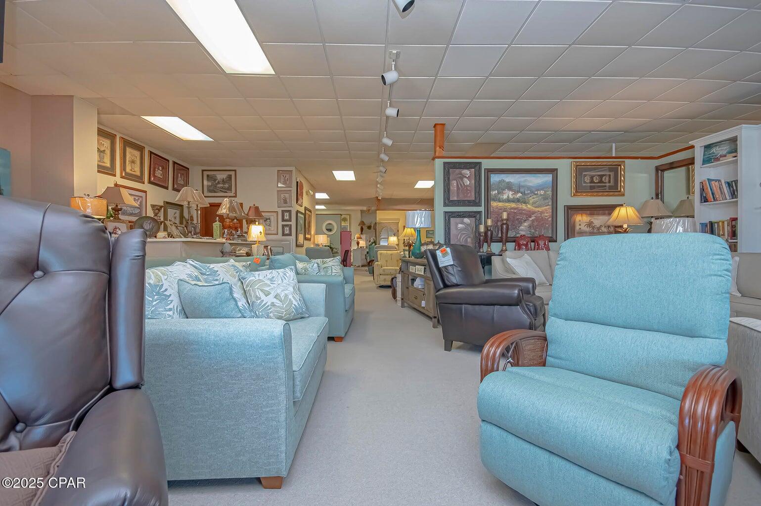 main property photo 26