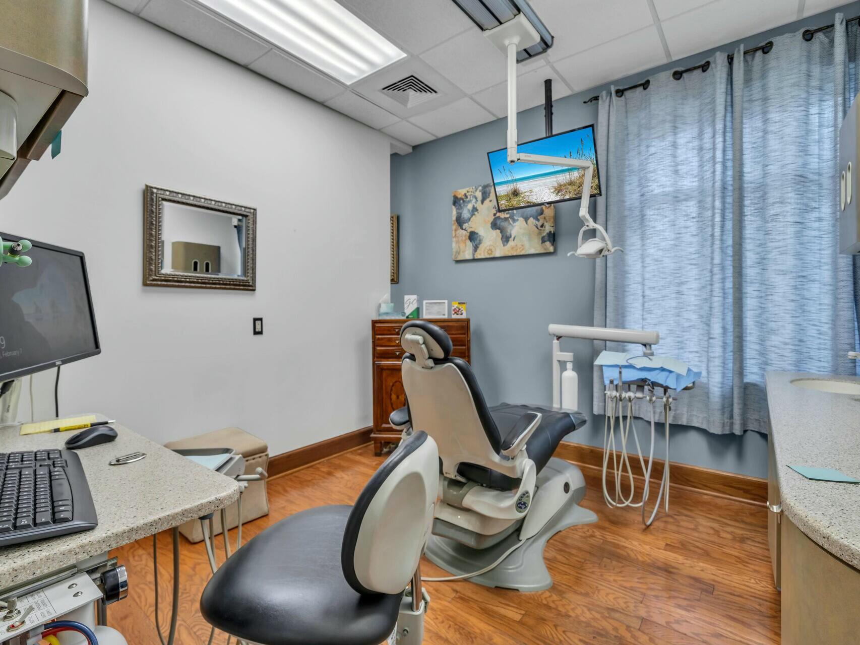 main property photo 41