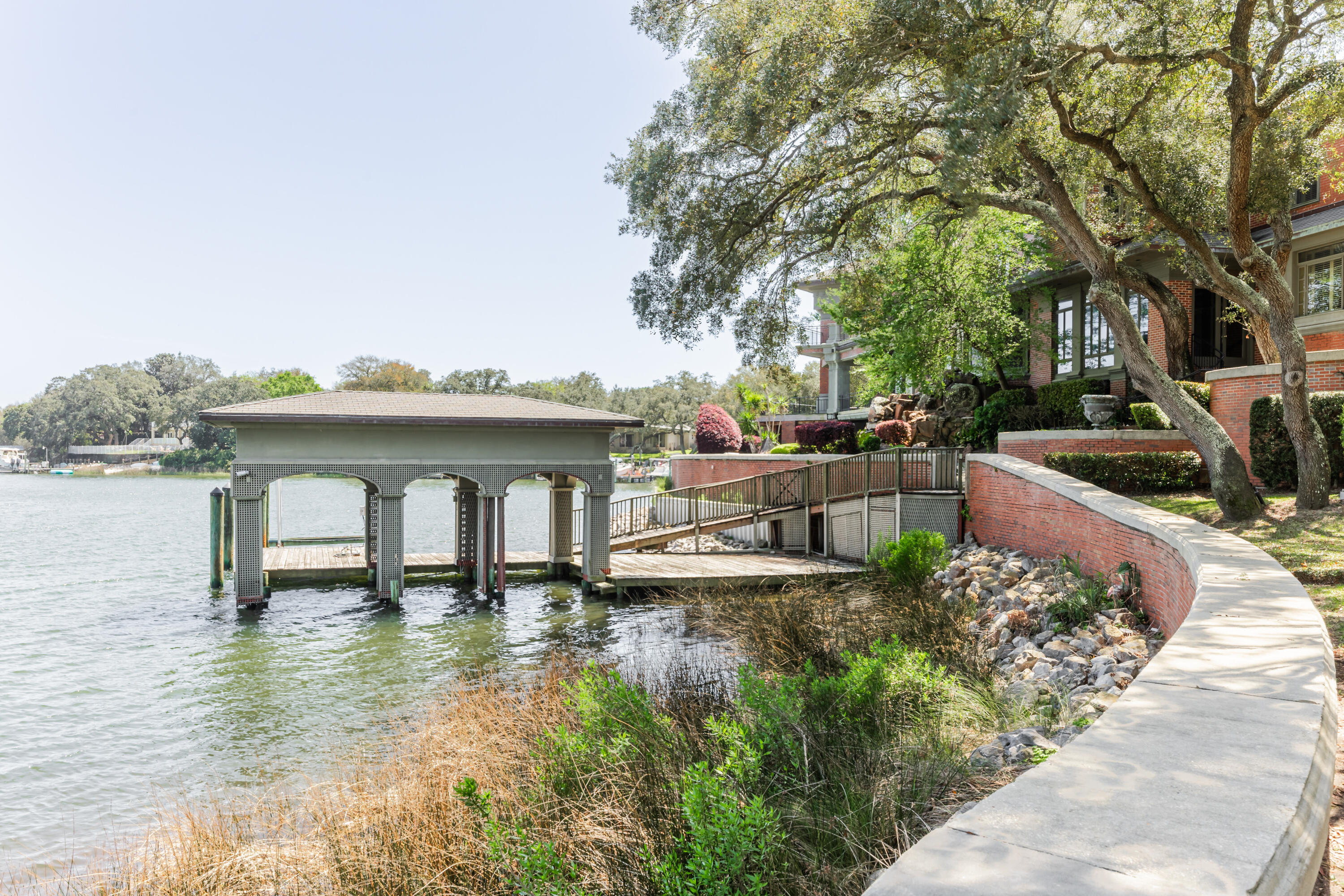 main property photo 74