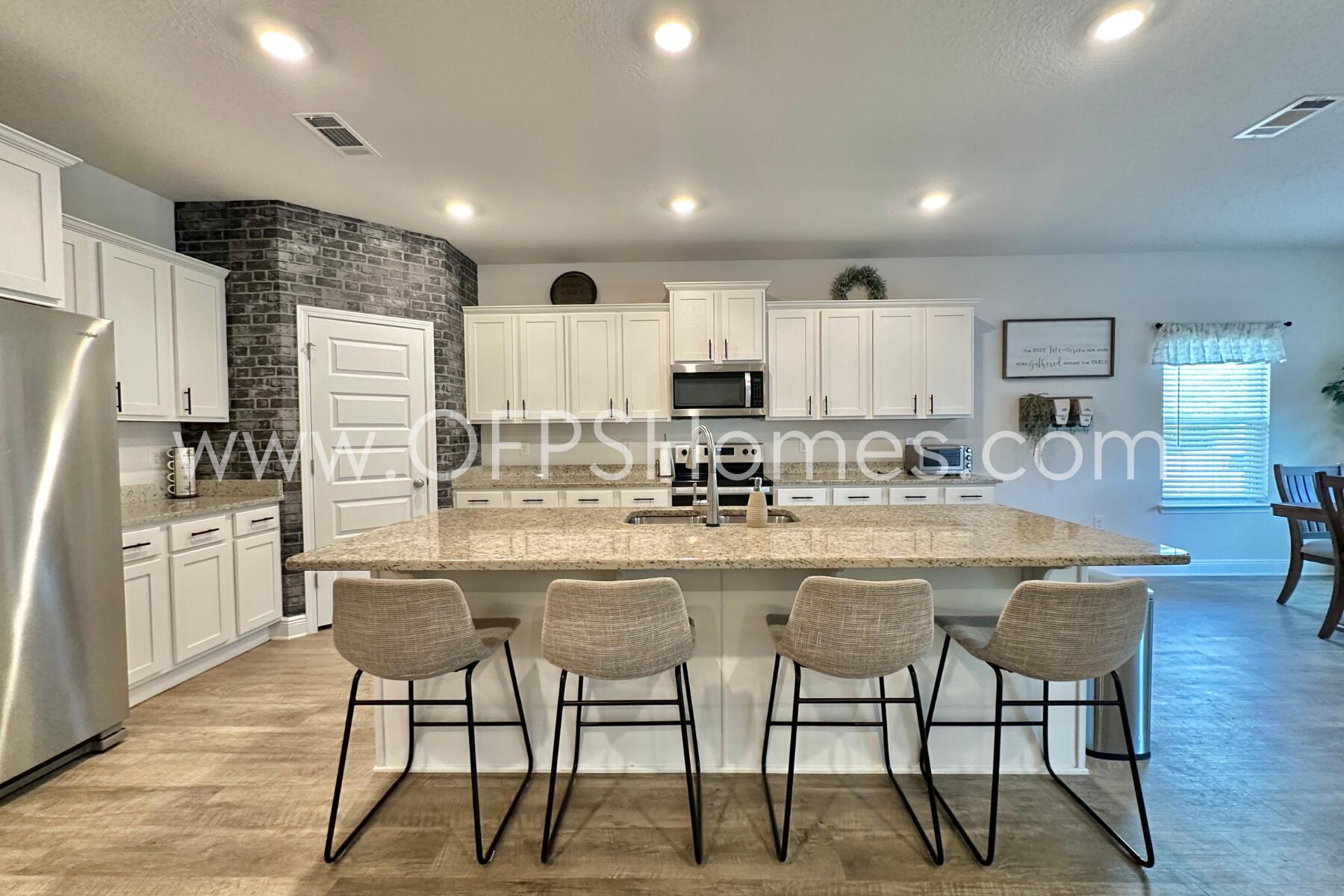 property viewer photo 14
