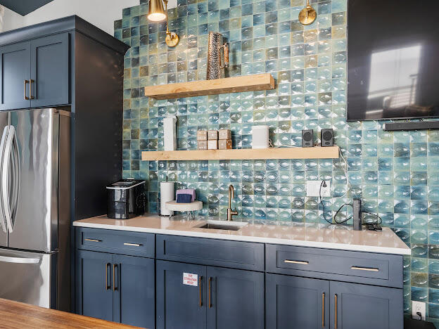 main property photo 65