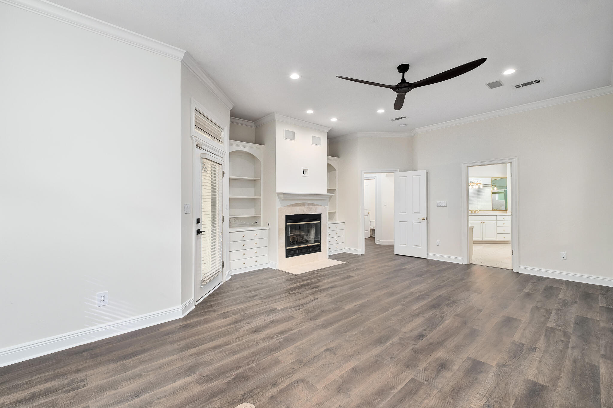main property photo 68
