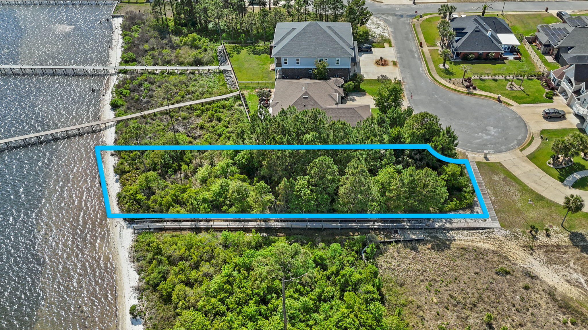 main property photo 12