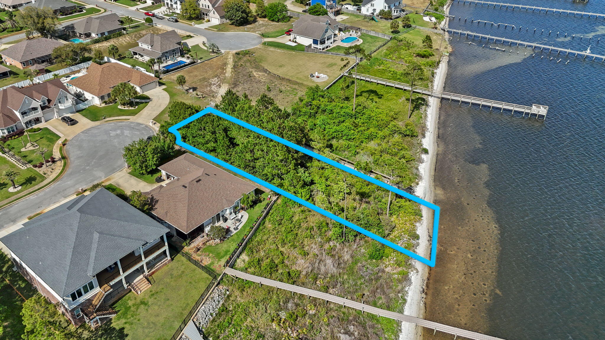 main property photo 18