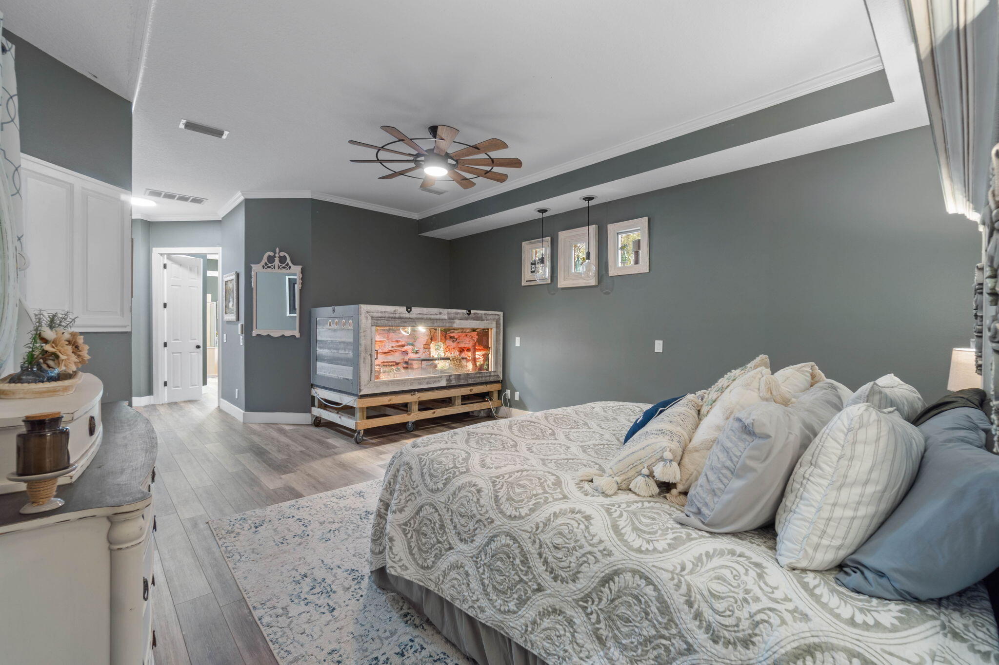 property viewer photo 35