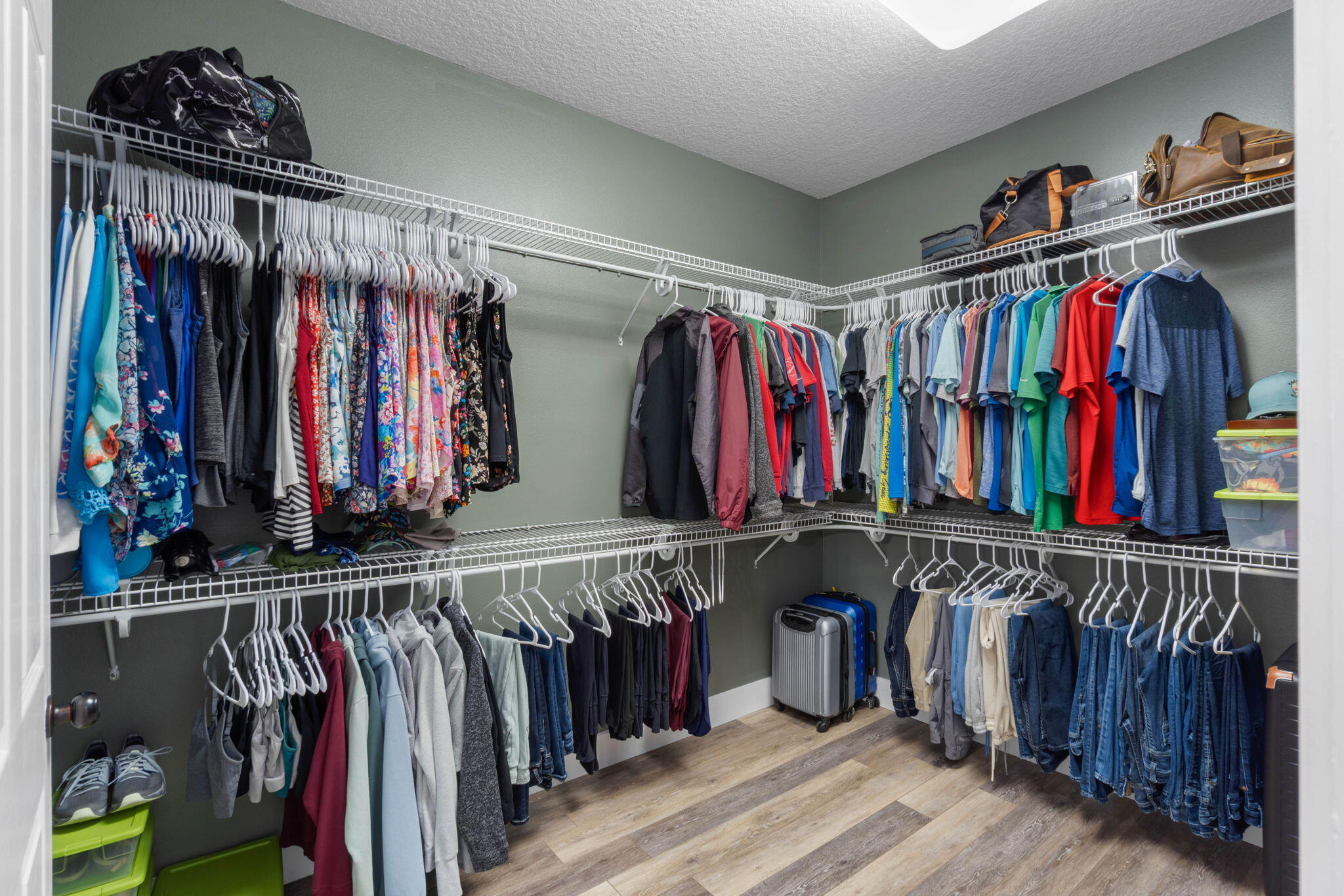 property viewer photo 43