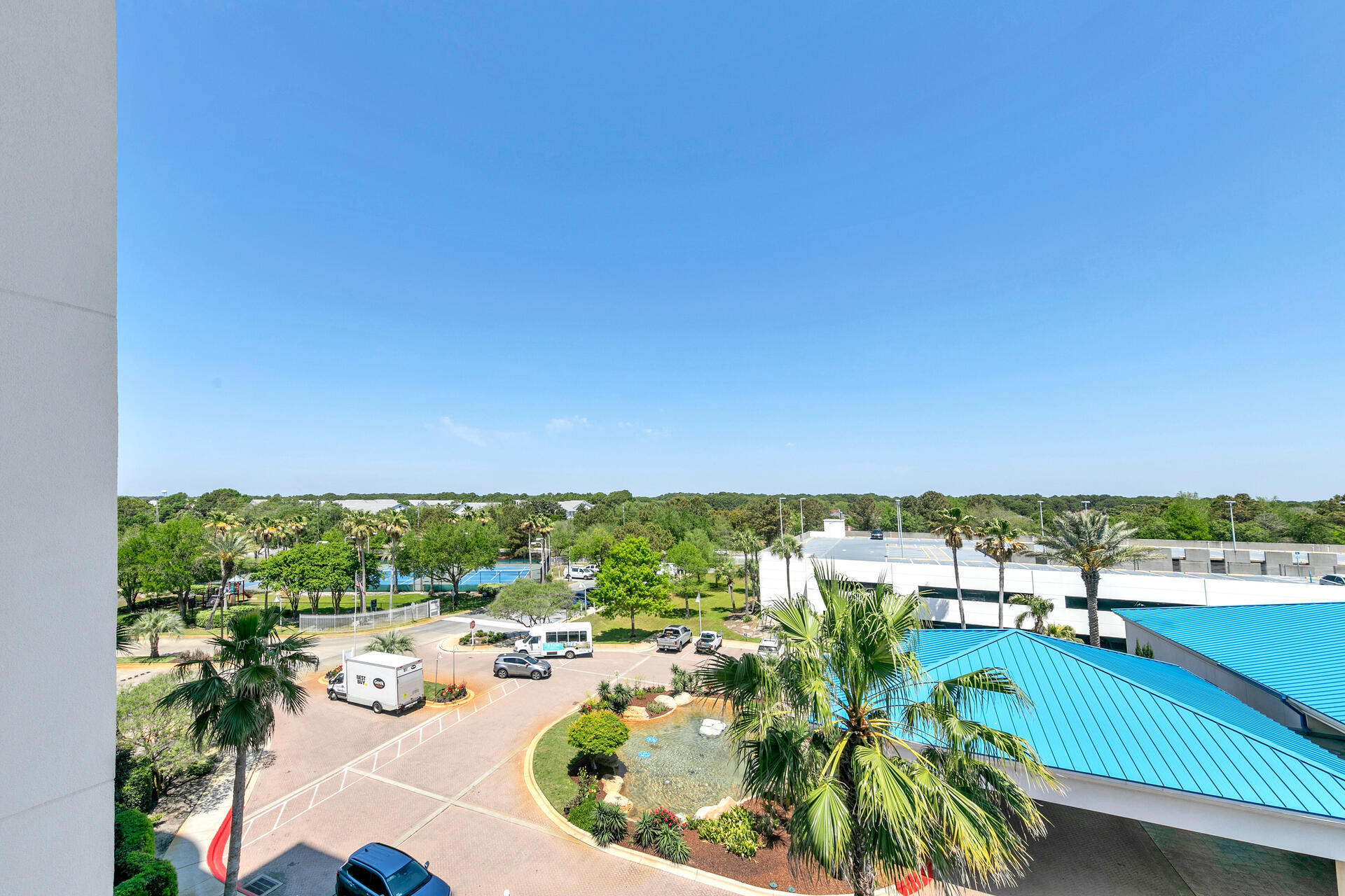 main property photo 17