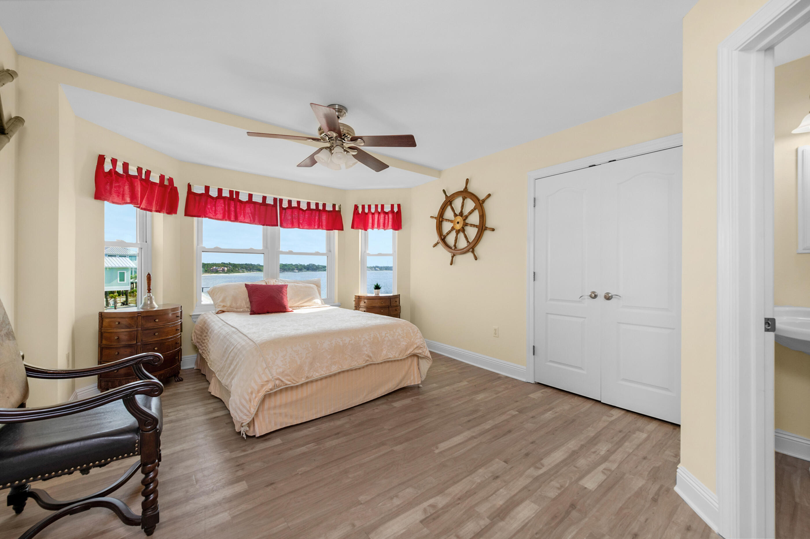 main property photo 83