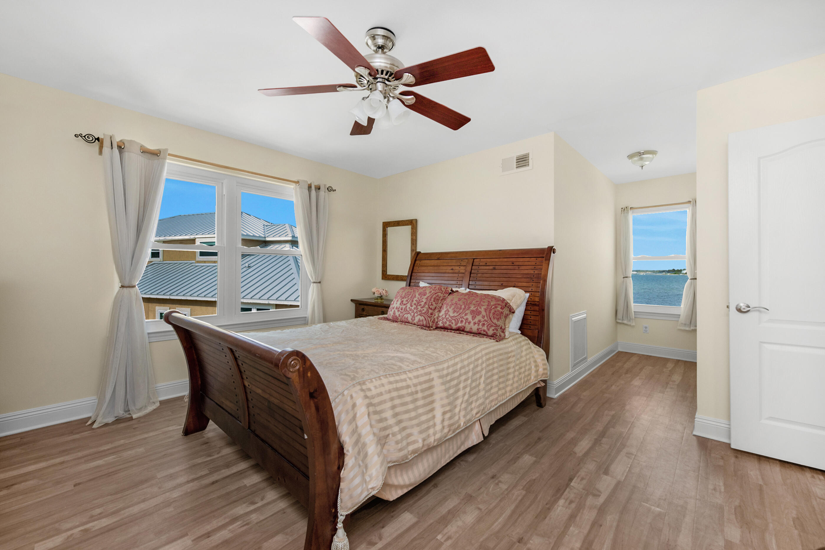 main property photo 86