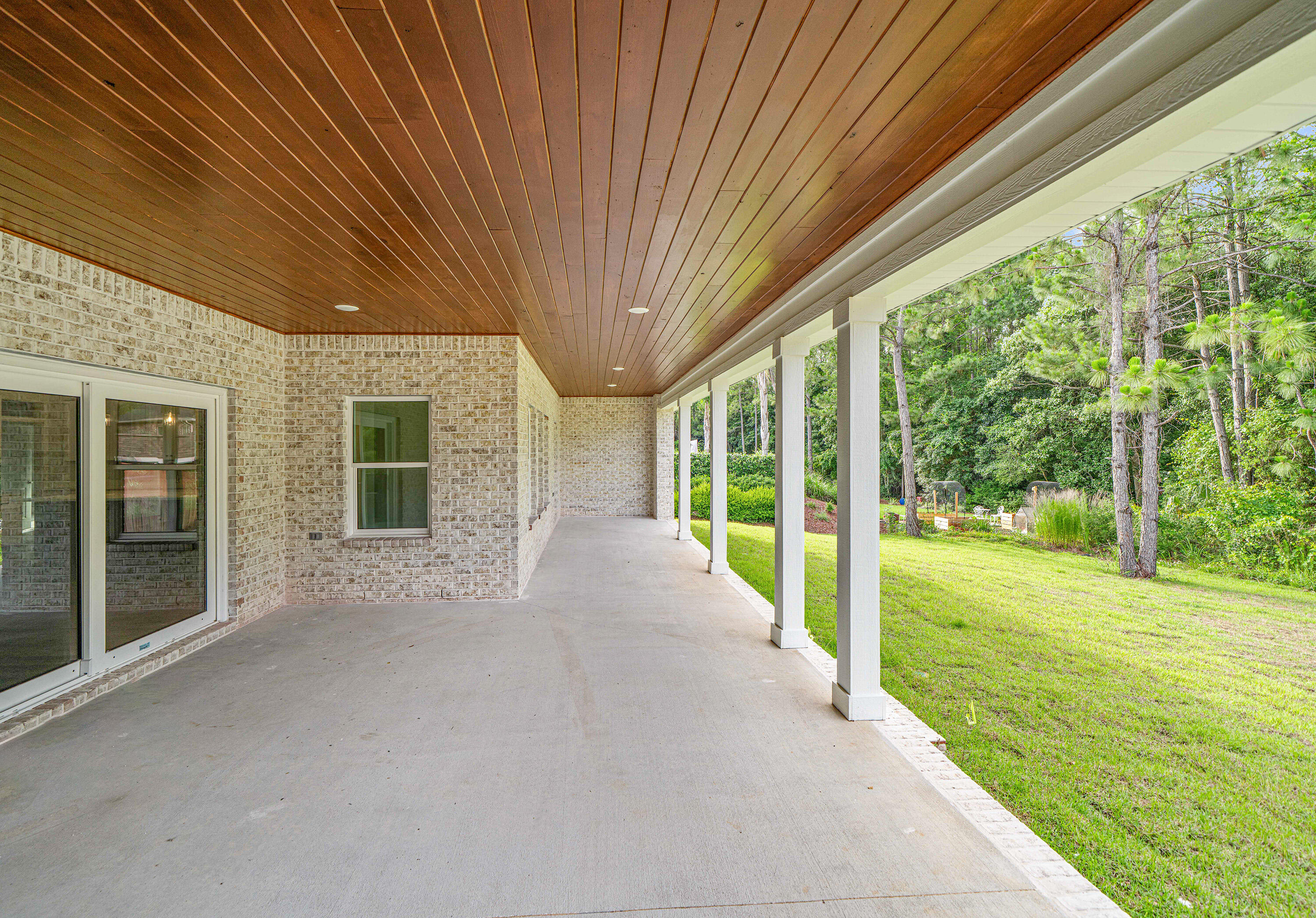 main property photo 49