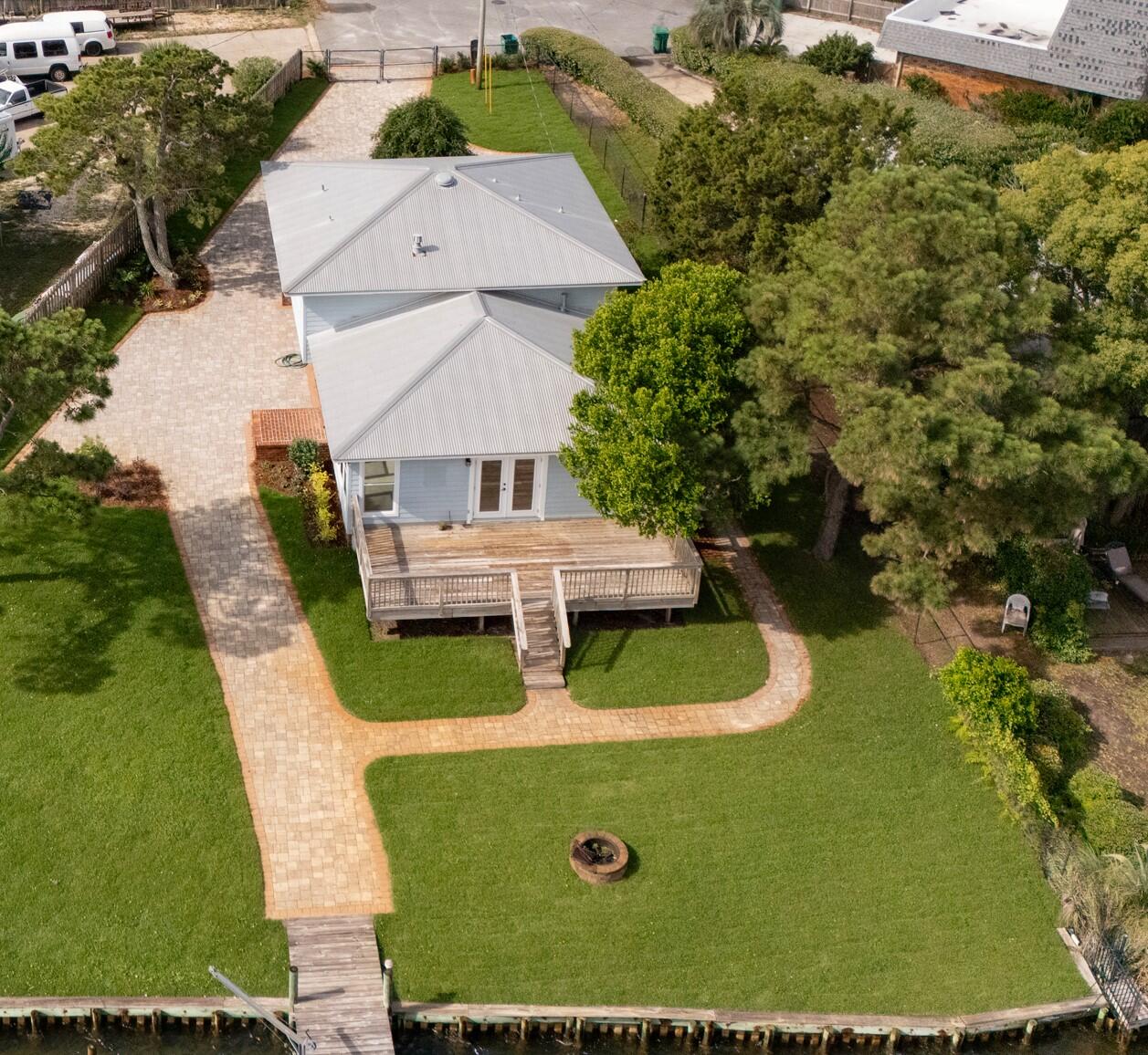 main property photo 37