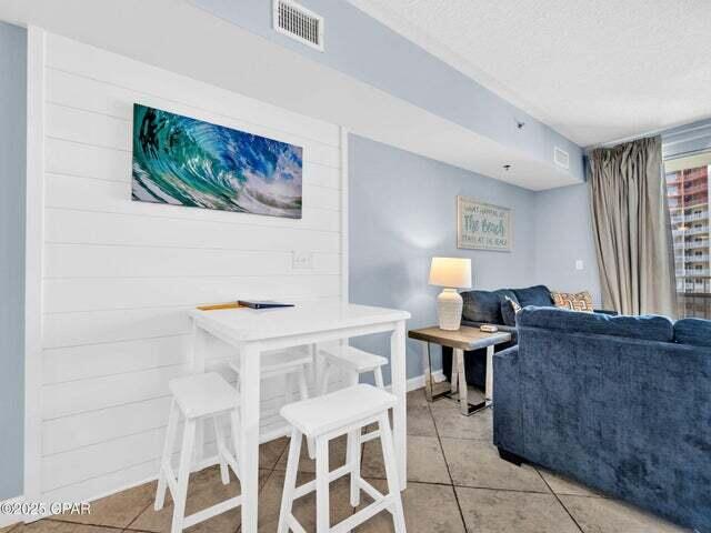 property viewer photo 1
