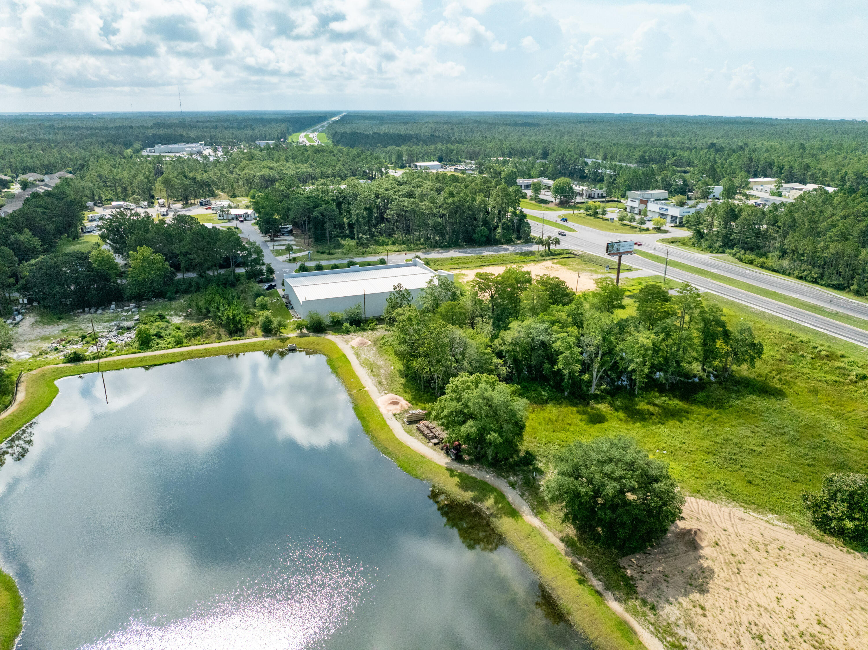 main property photo 41