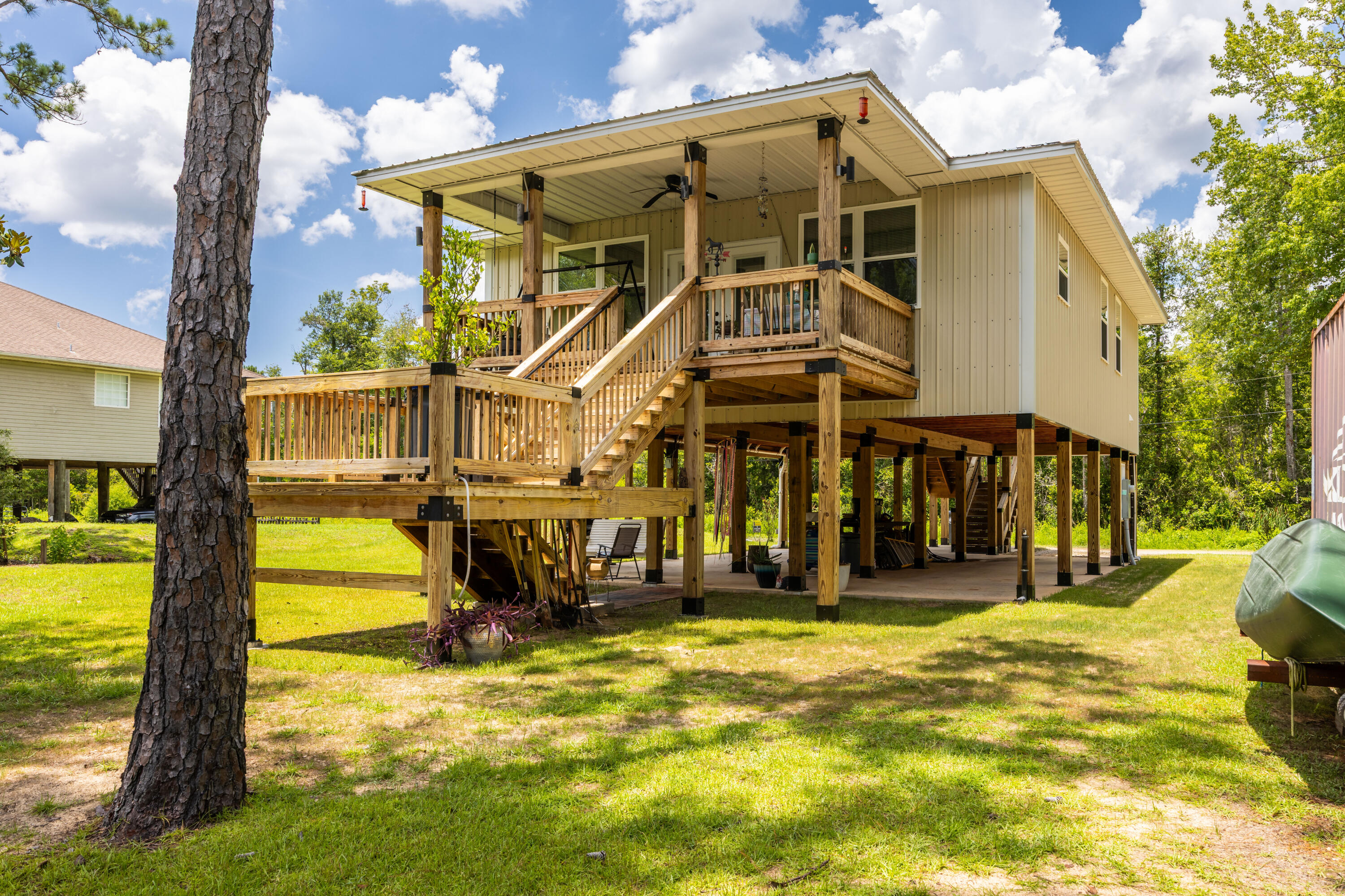 main property photo 24