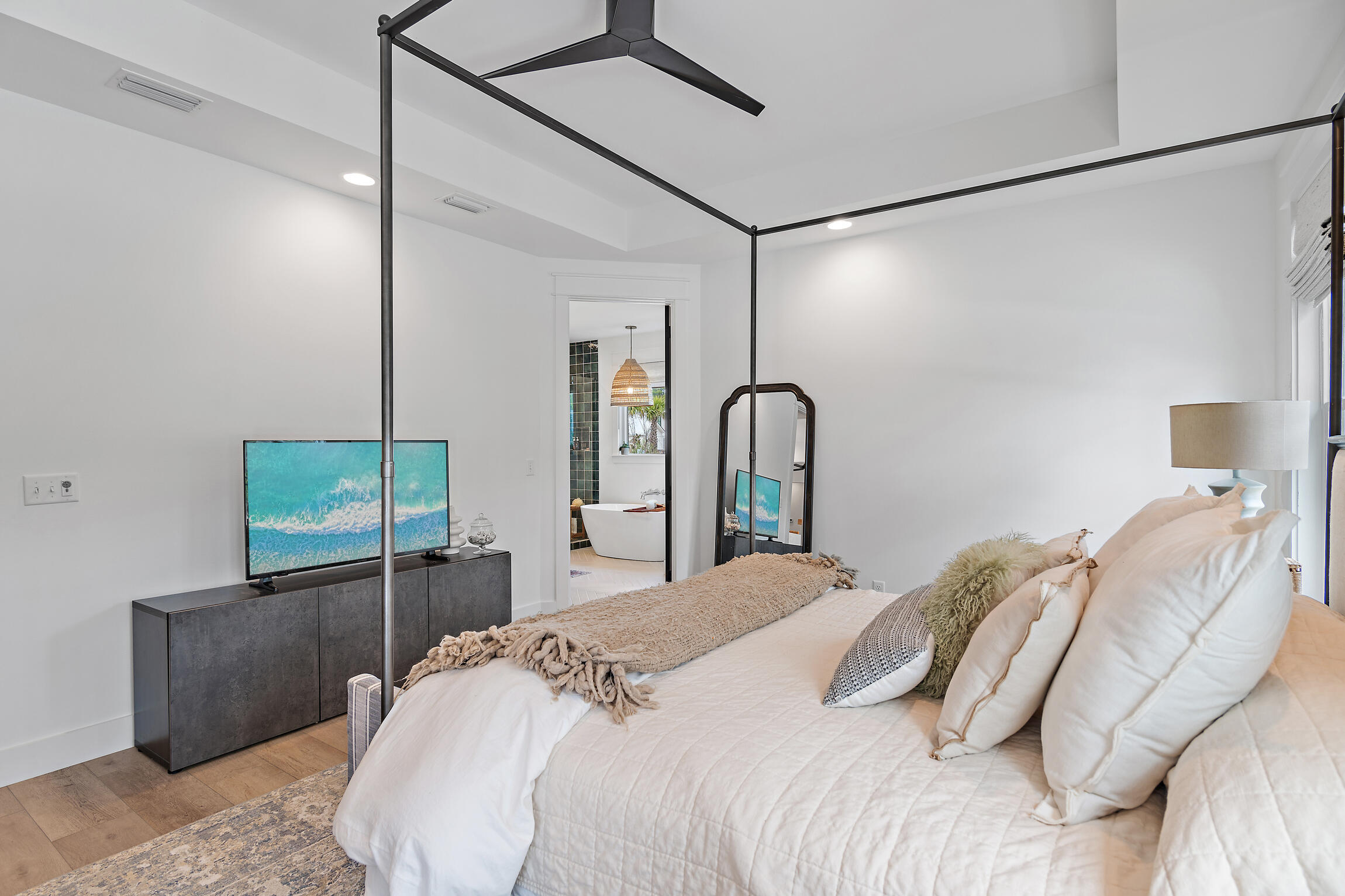 property viewer photo 20