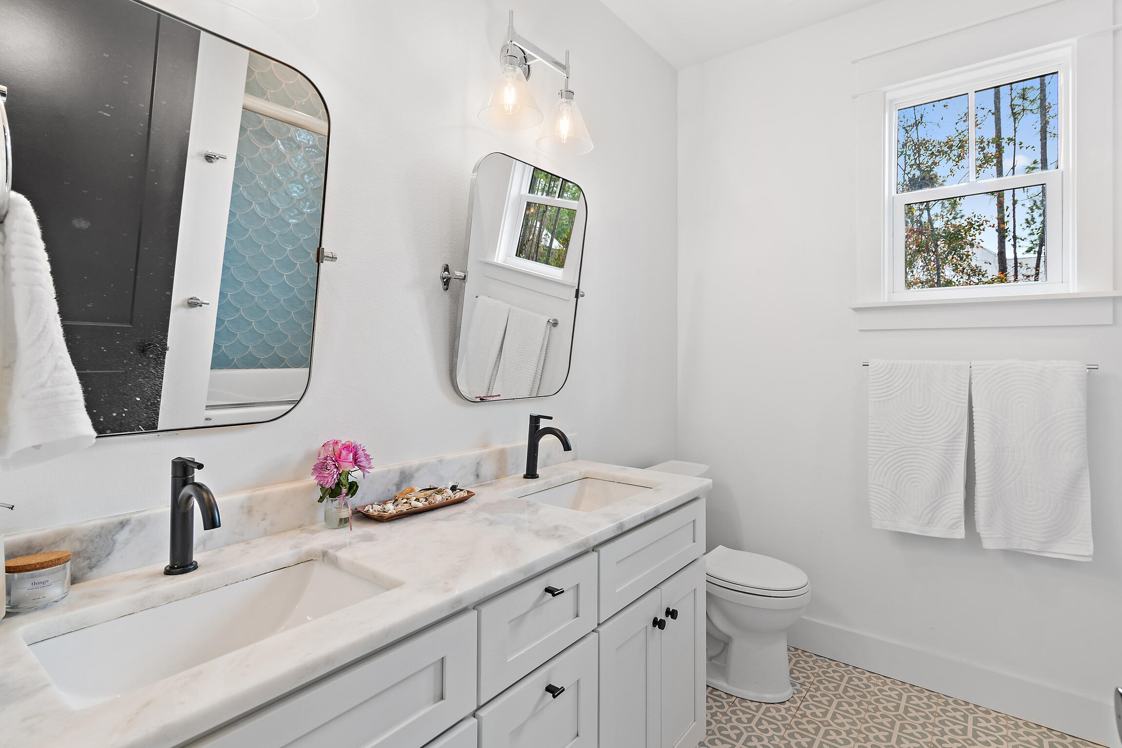 property viewer photo 30