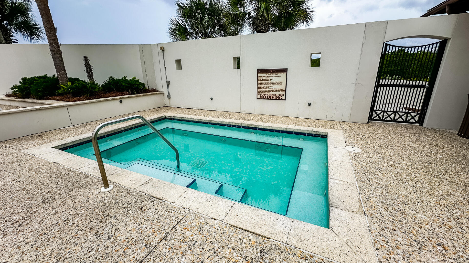 main property photo 78