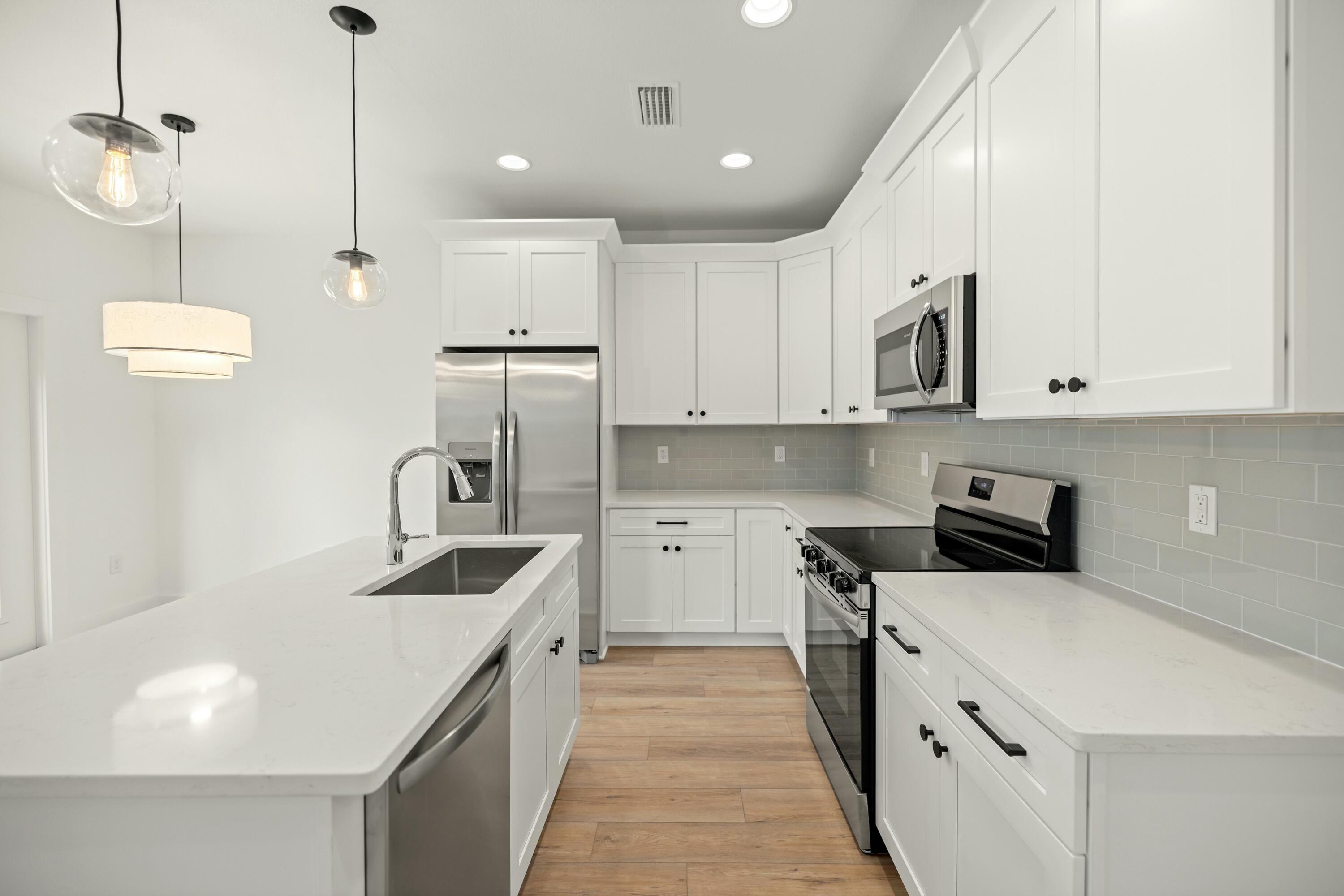 property viewer photo 9