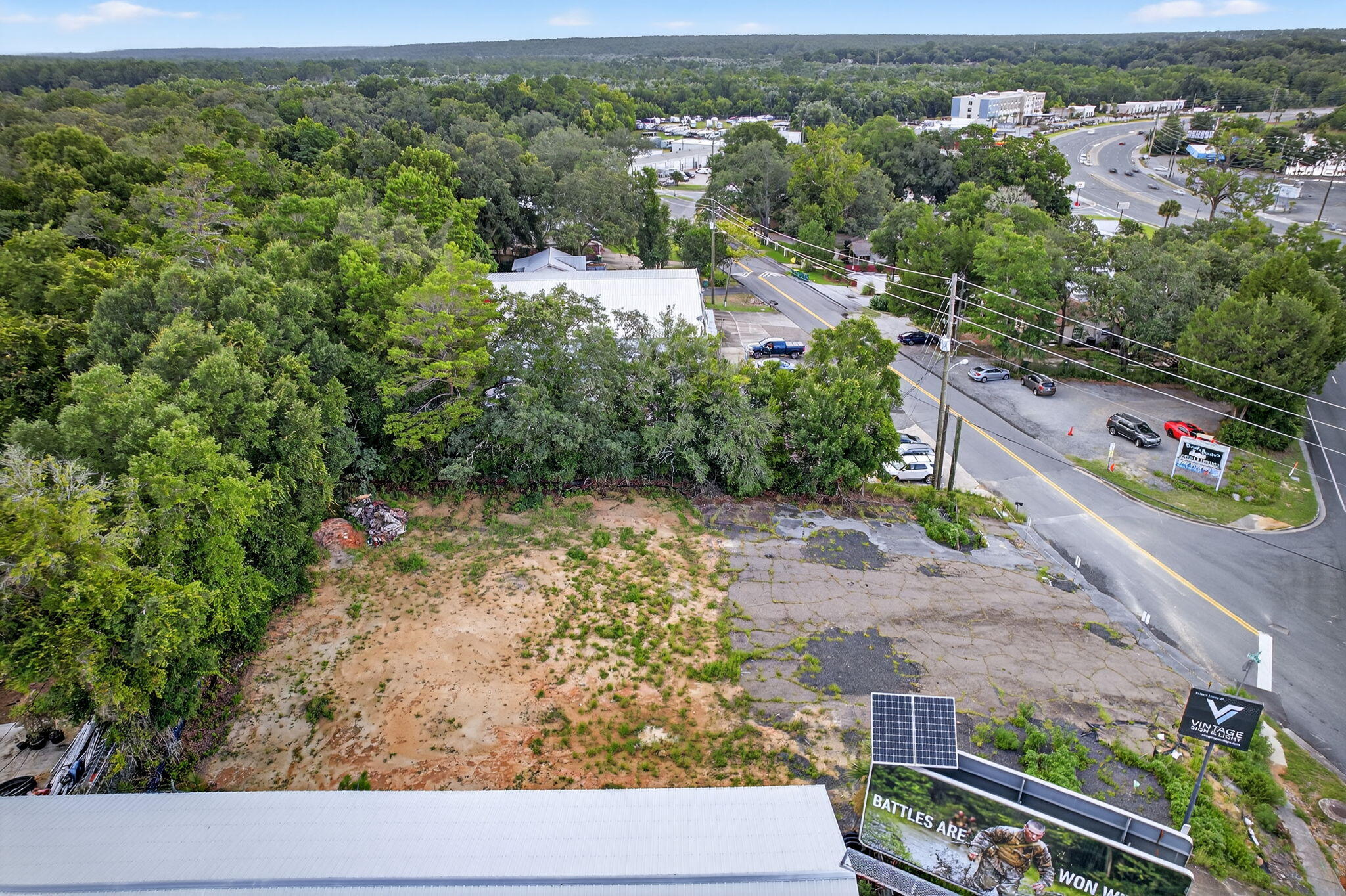 main property photo 13