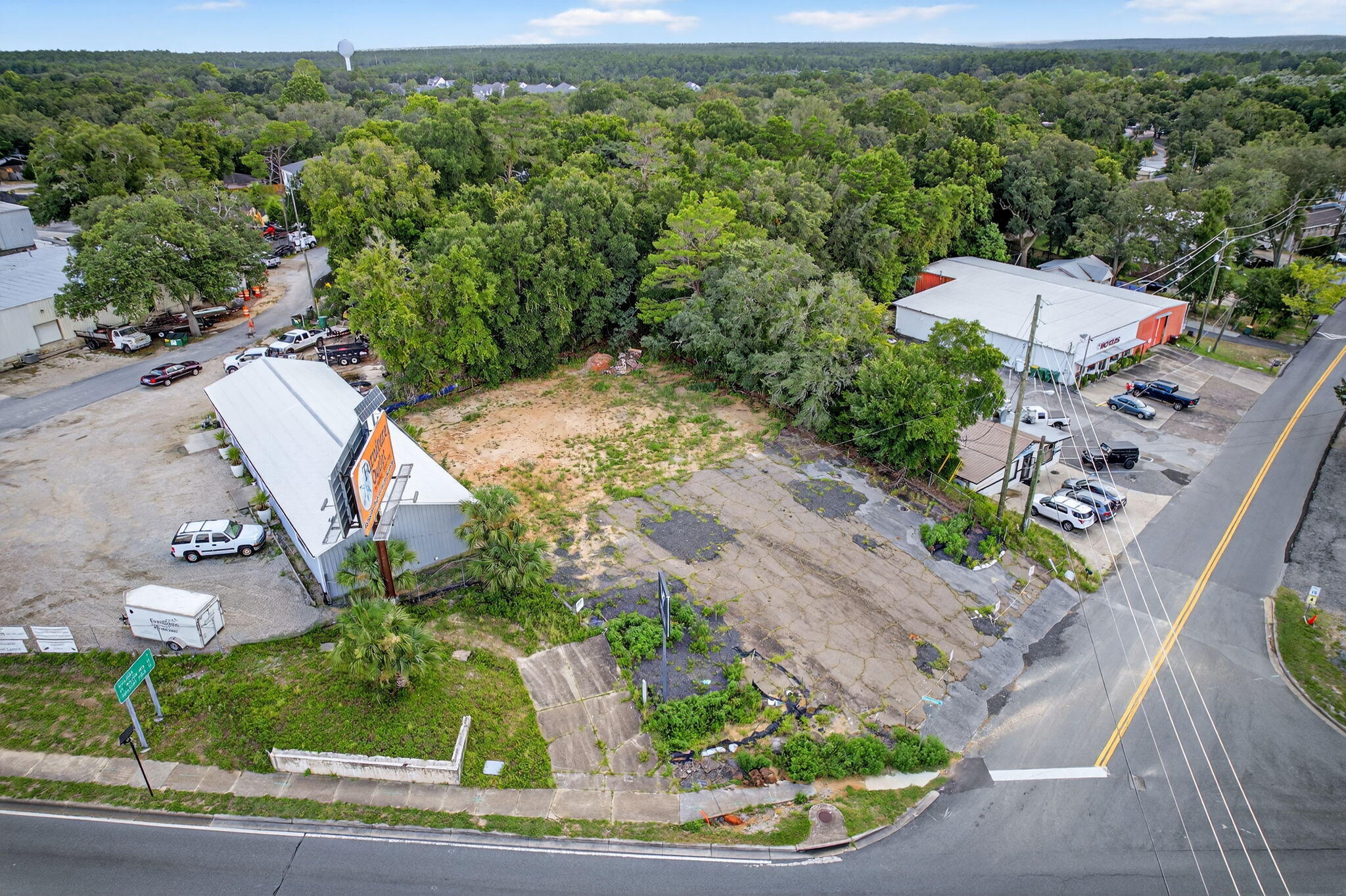 main property photo 14