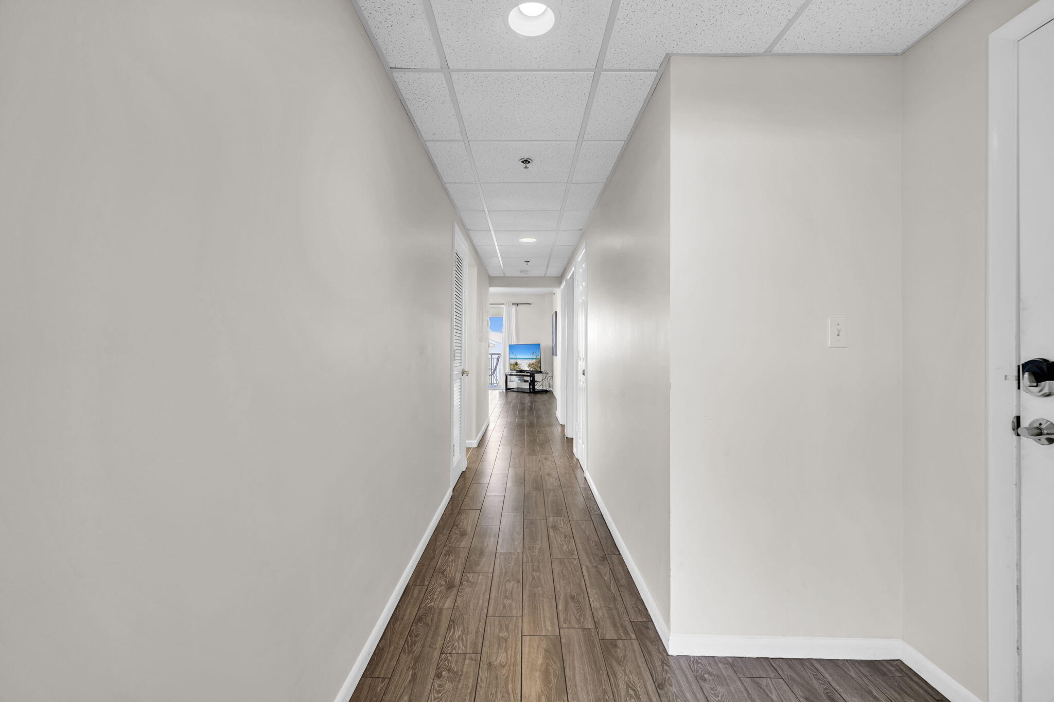 property viewer photo 15