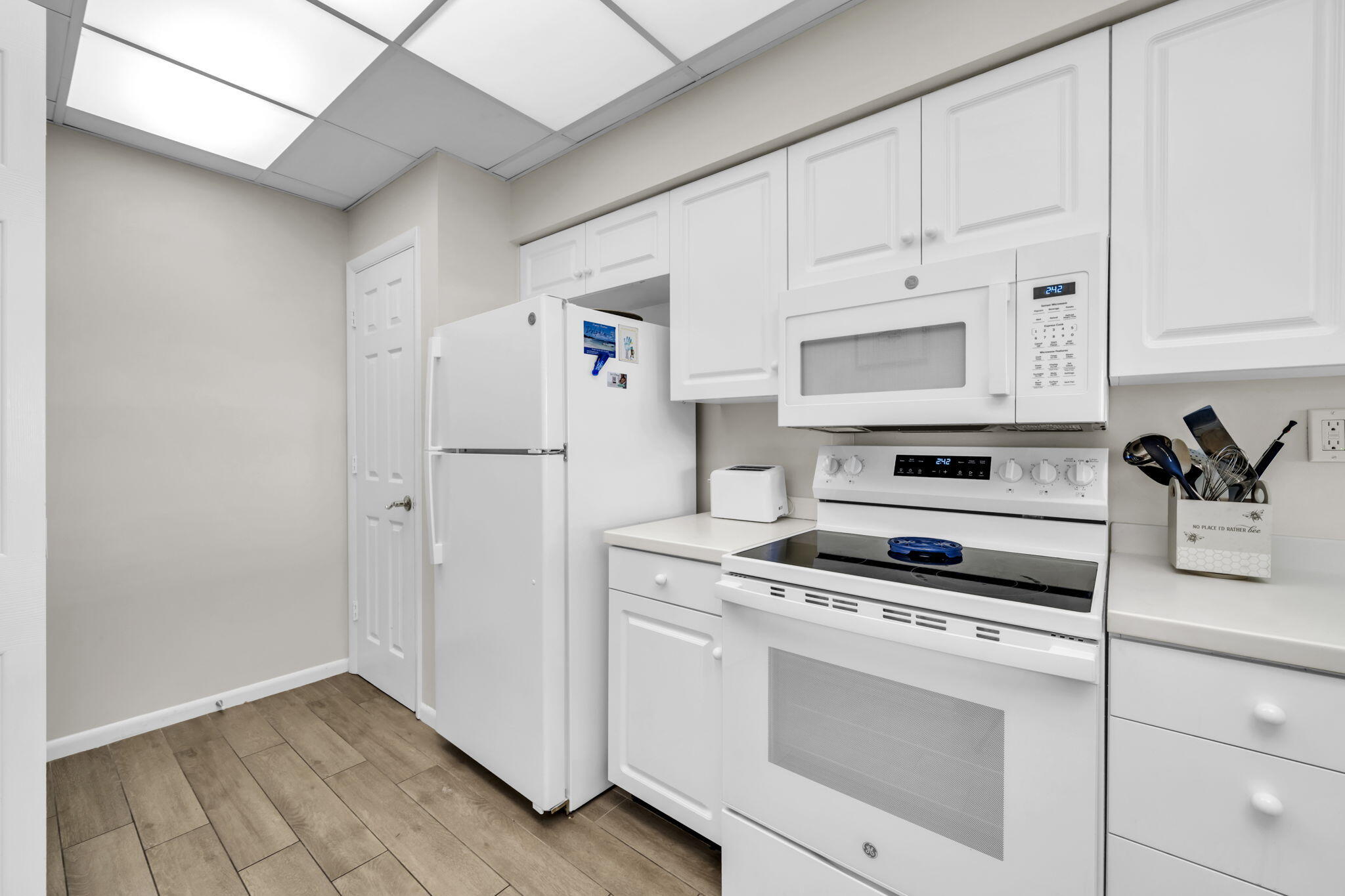 property viewer photo 7