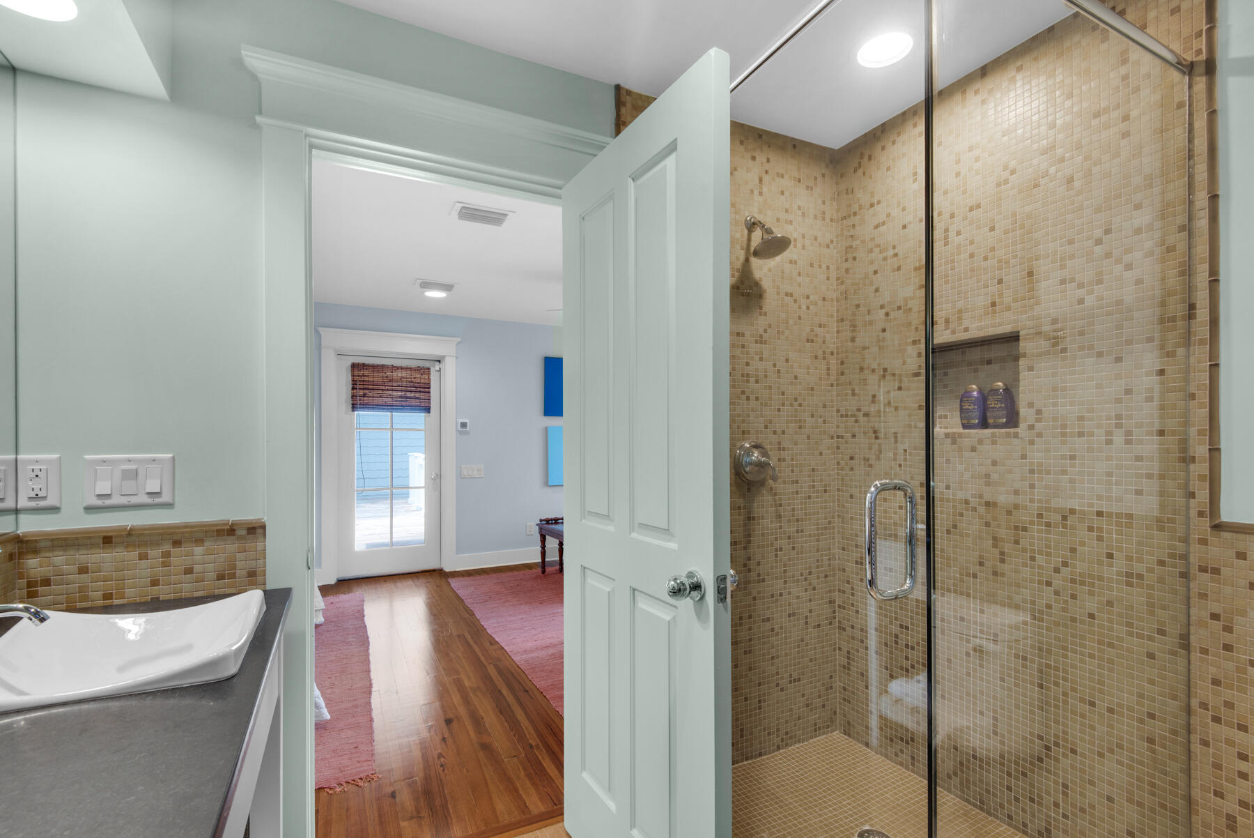 main property photo 66