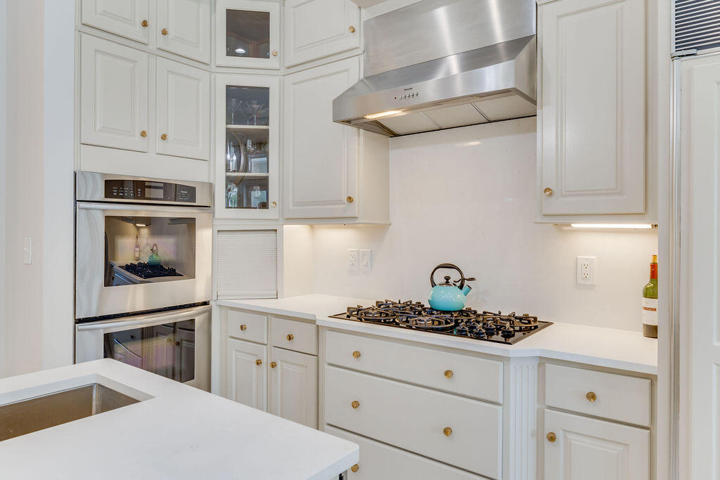 main property photo 74