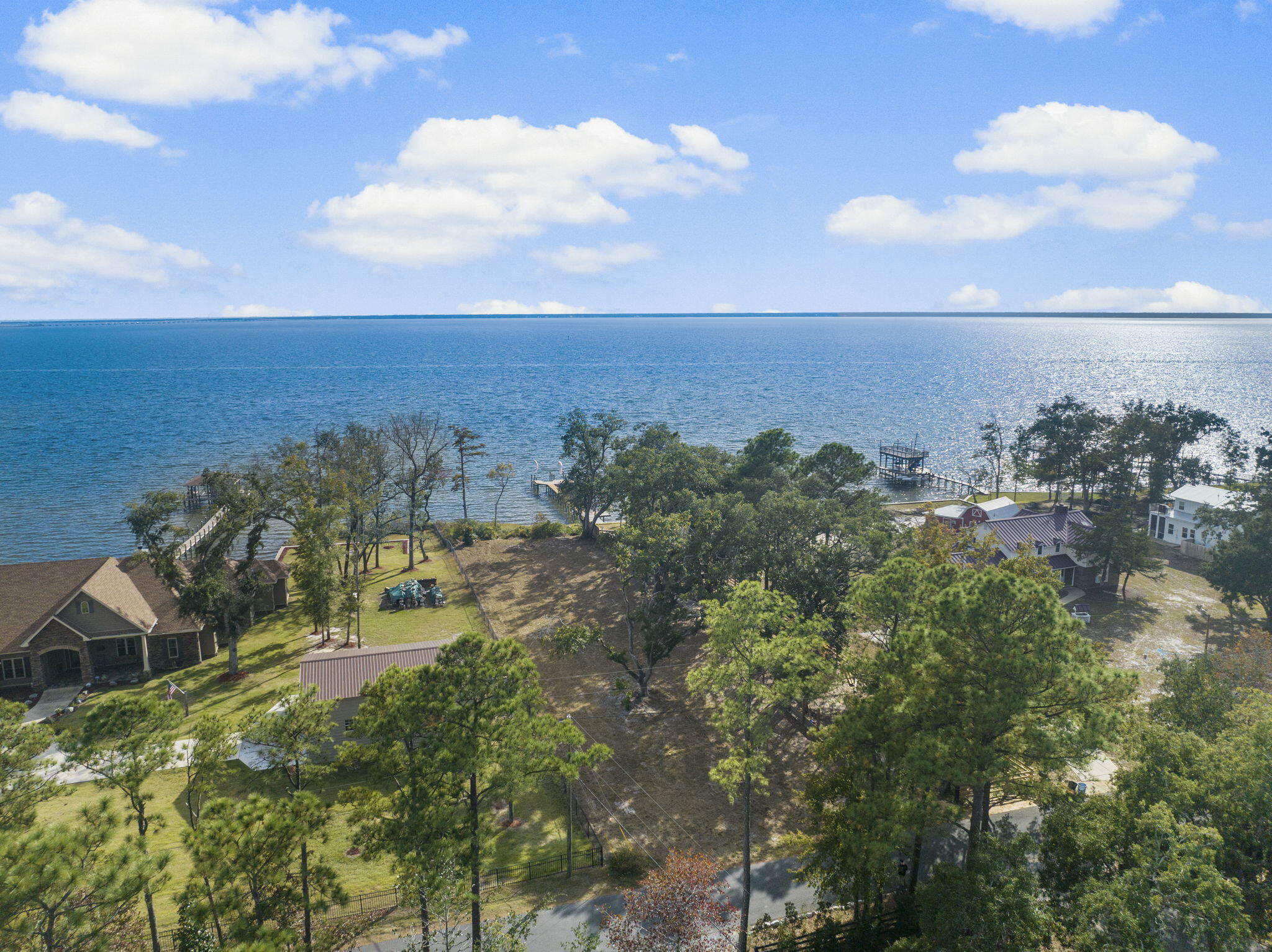 main property photo 11