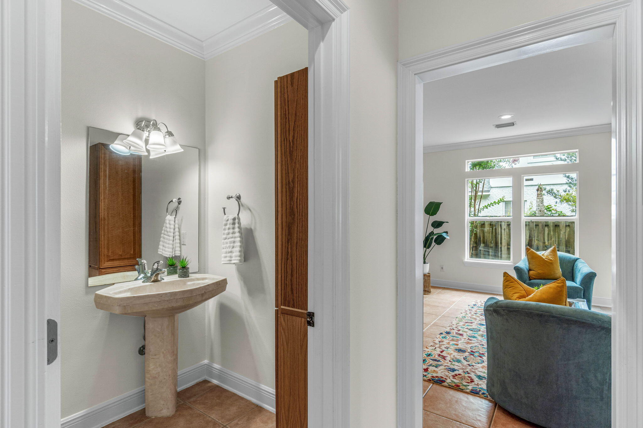 property viewer photo 15