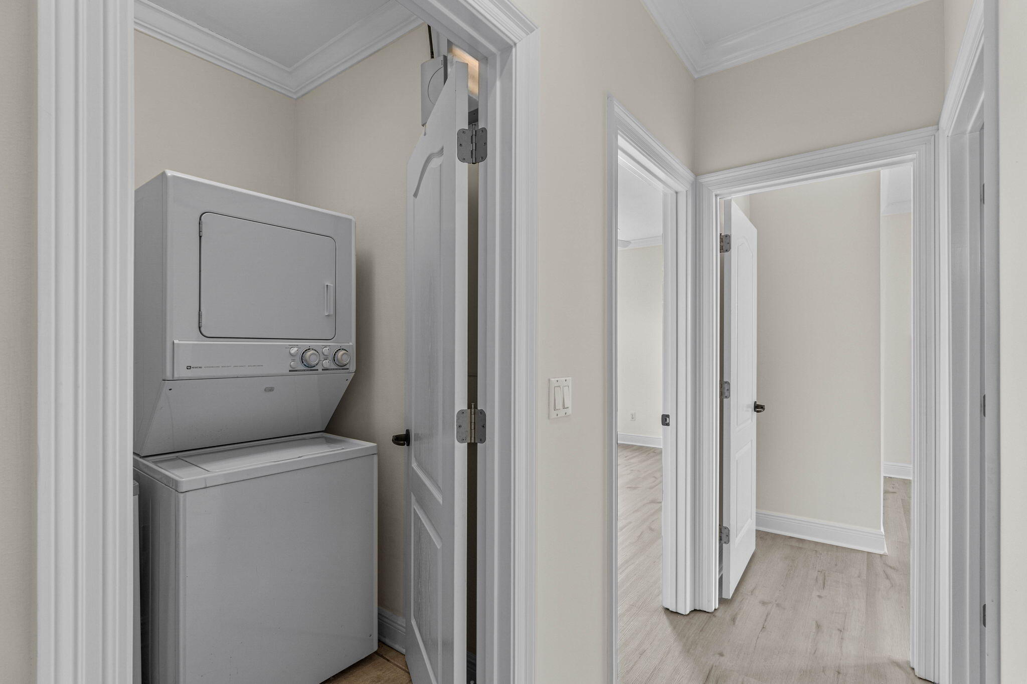 property viewer photo 25