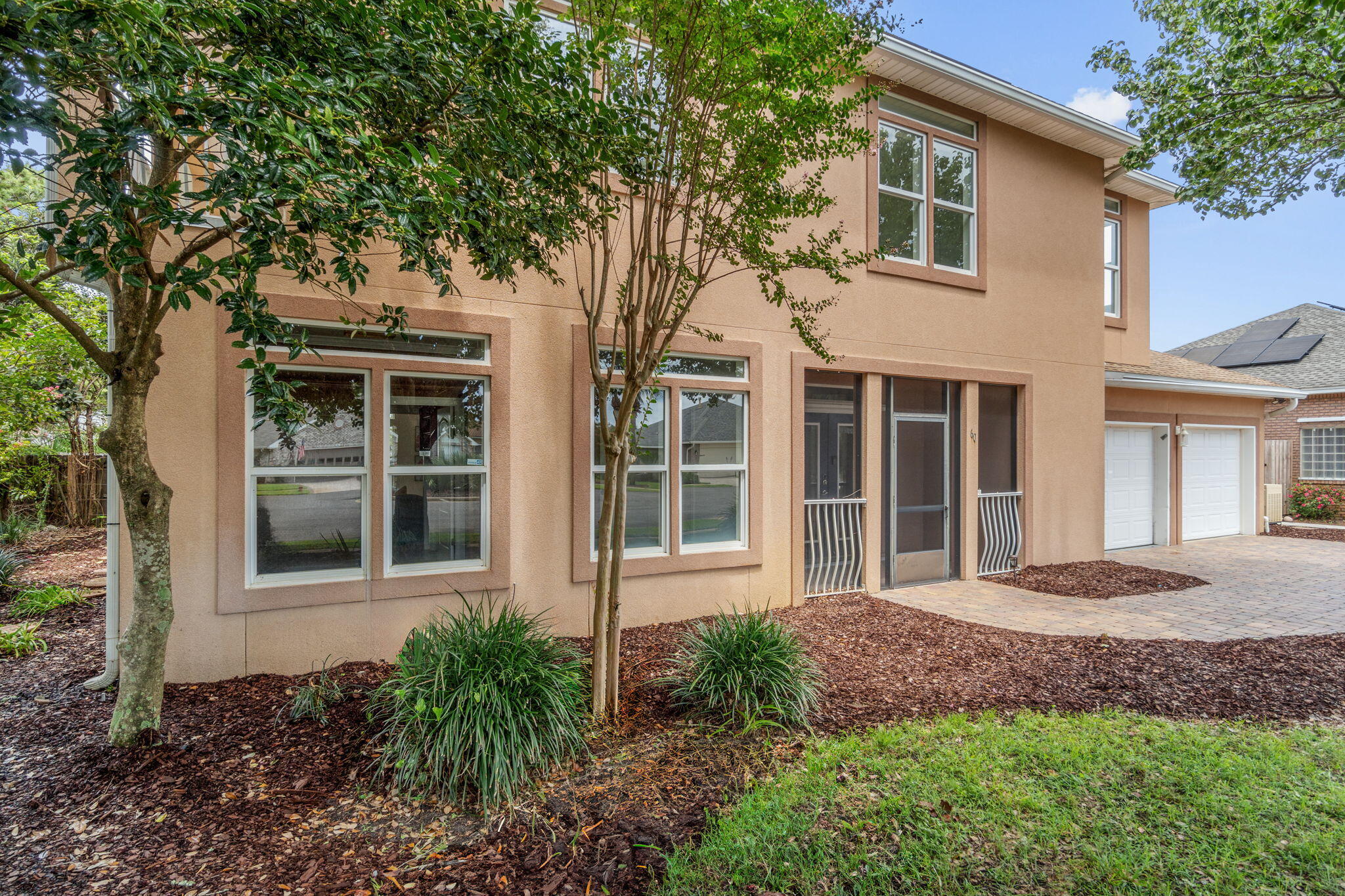 property viewer photo 3