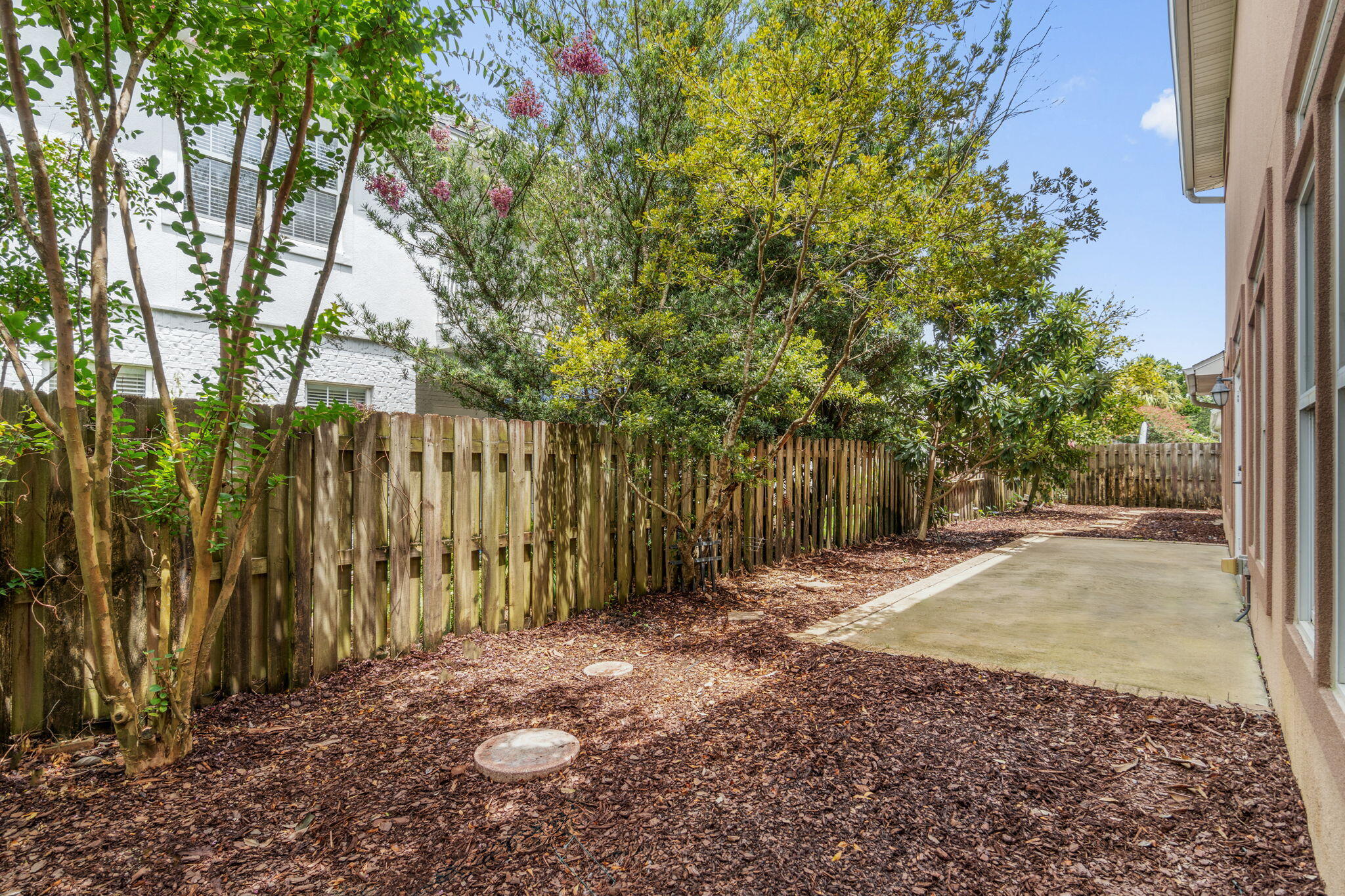 property viewer photo 30