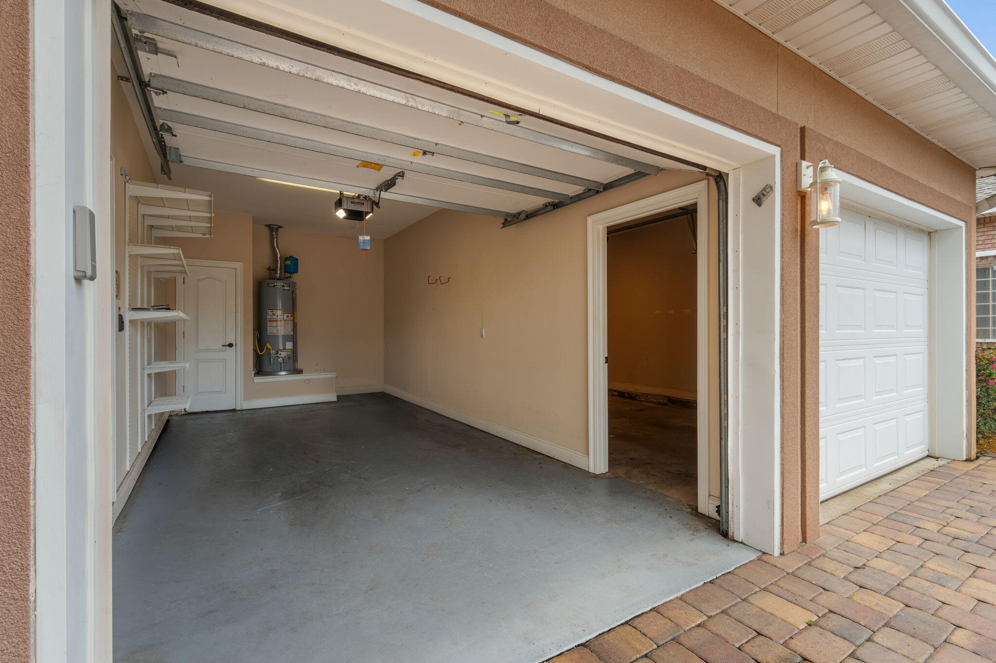 property viewer photo 34