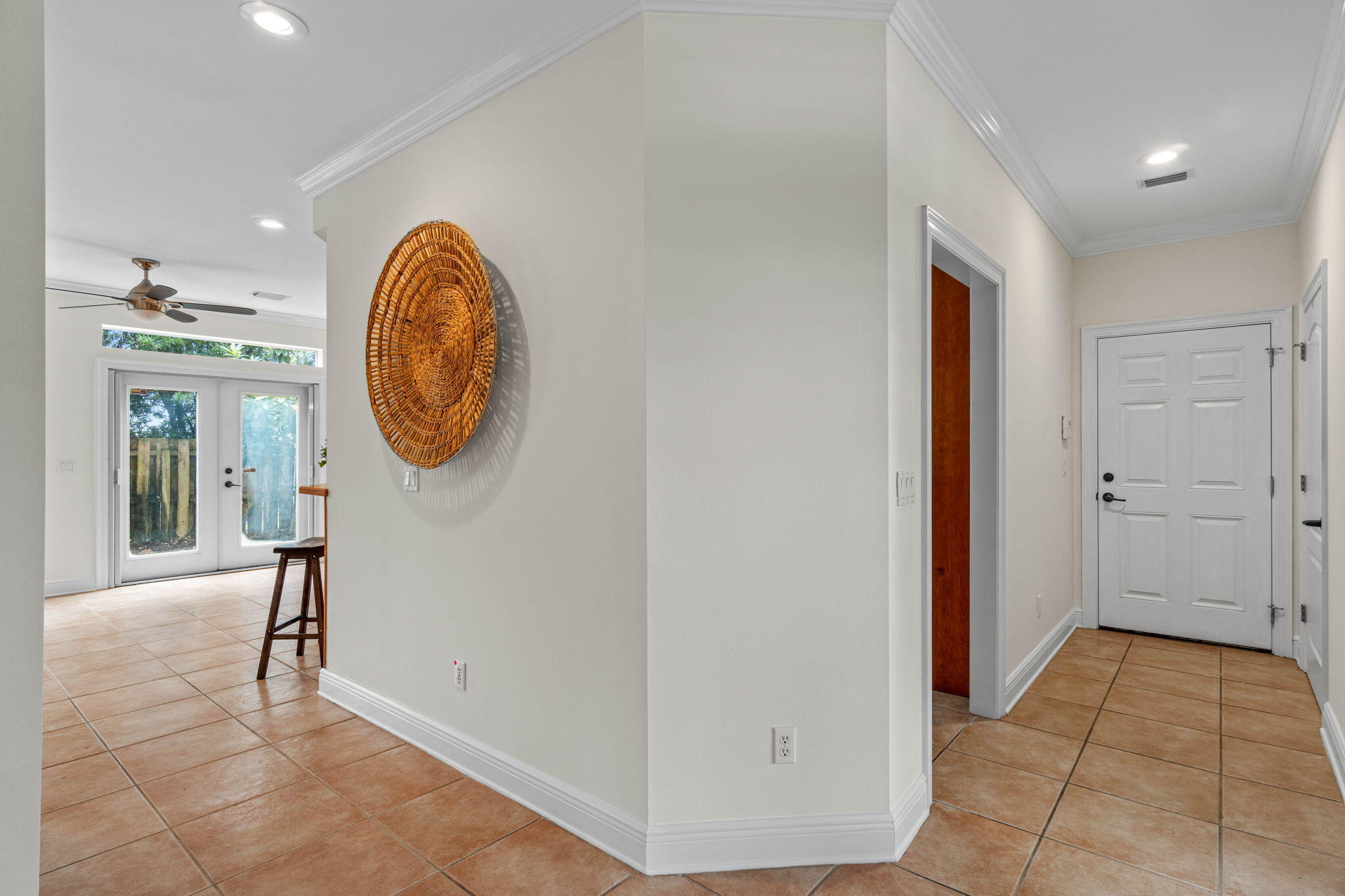 property viewer photo 4