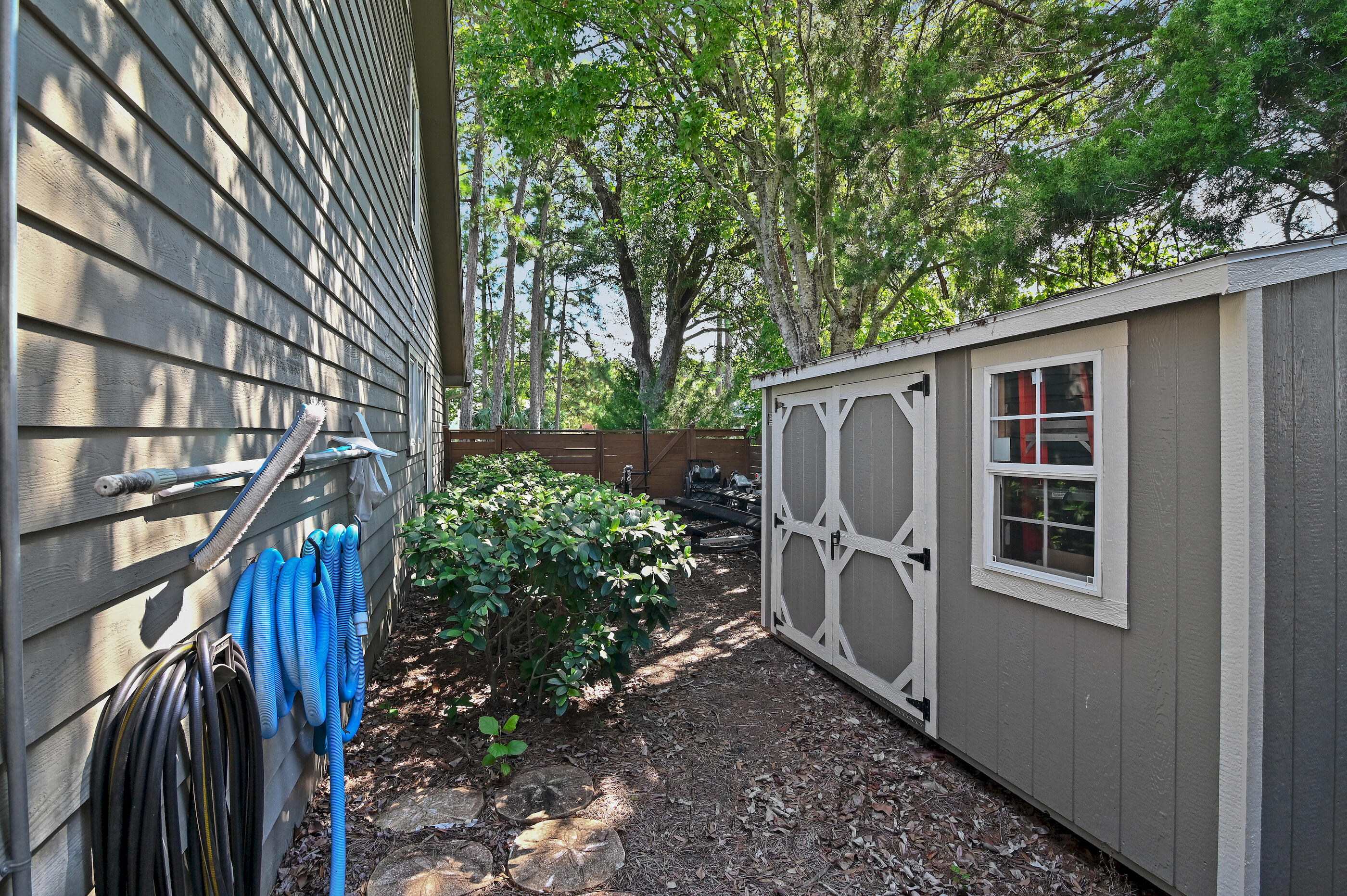 main property photo 68
