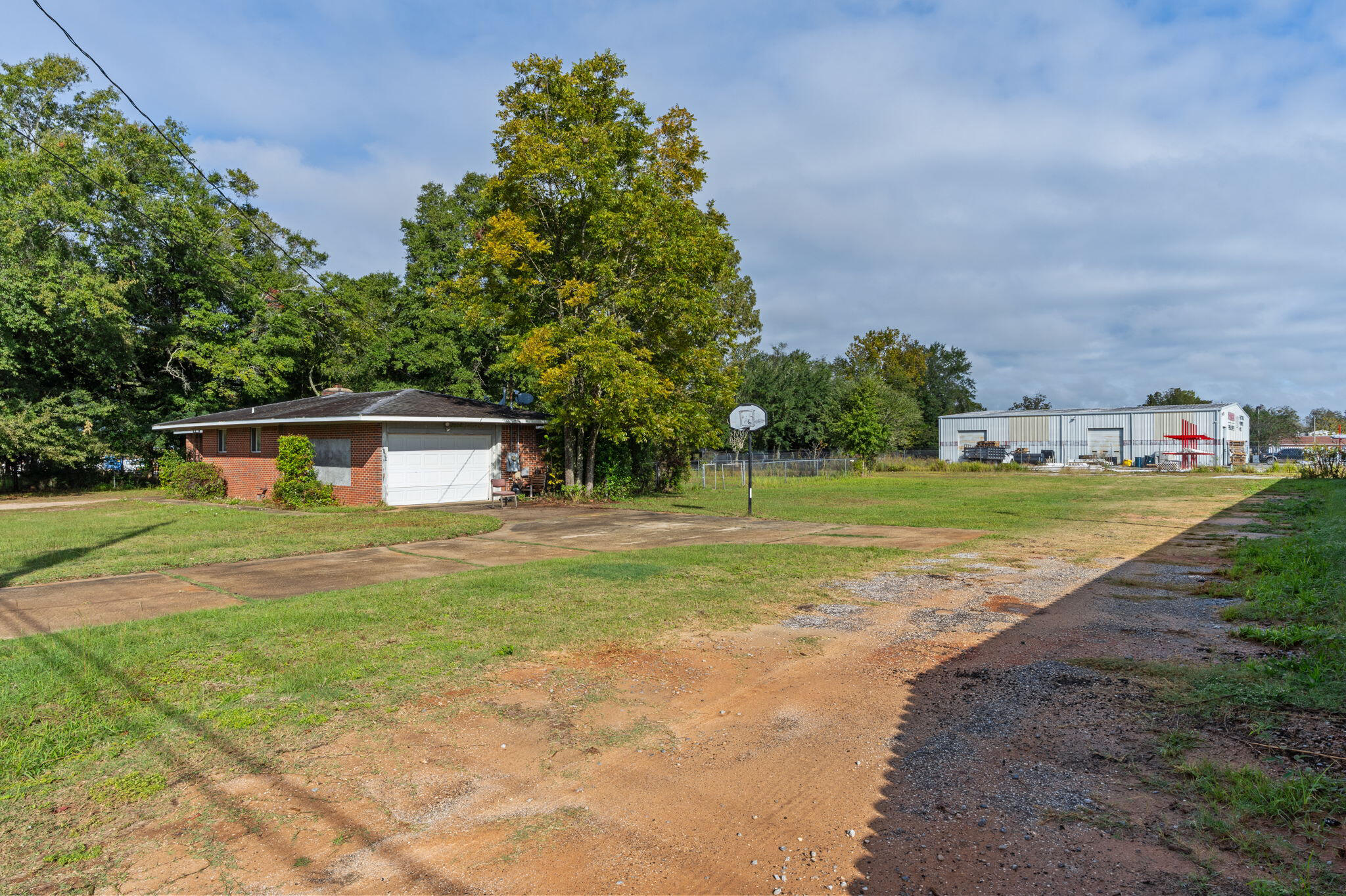 main property photo 51