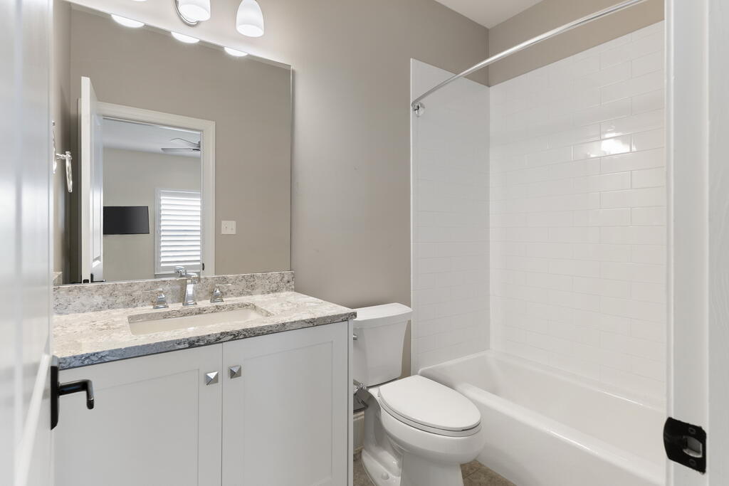 main property photo 68