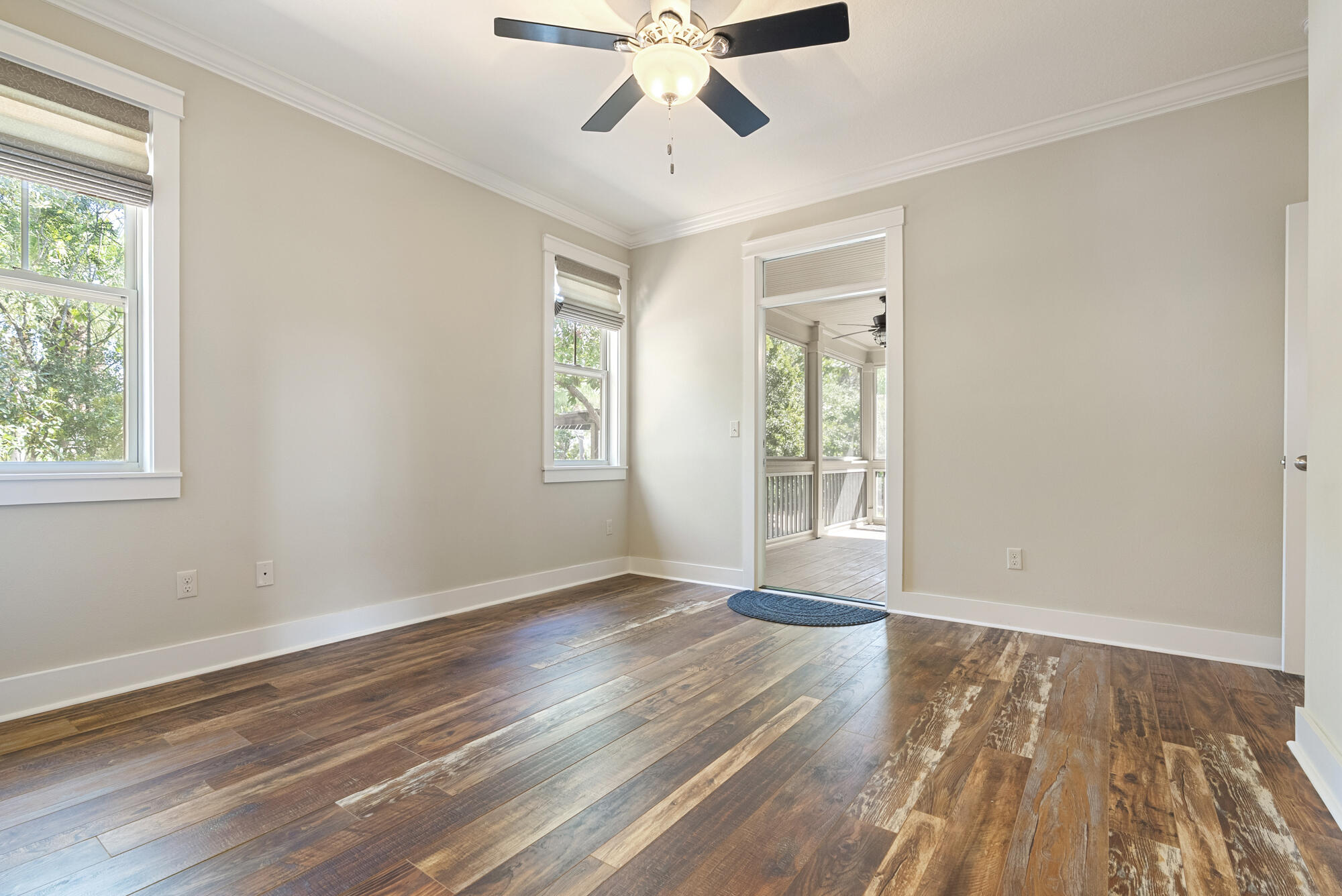 property viewer photo 20