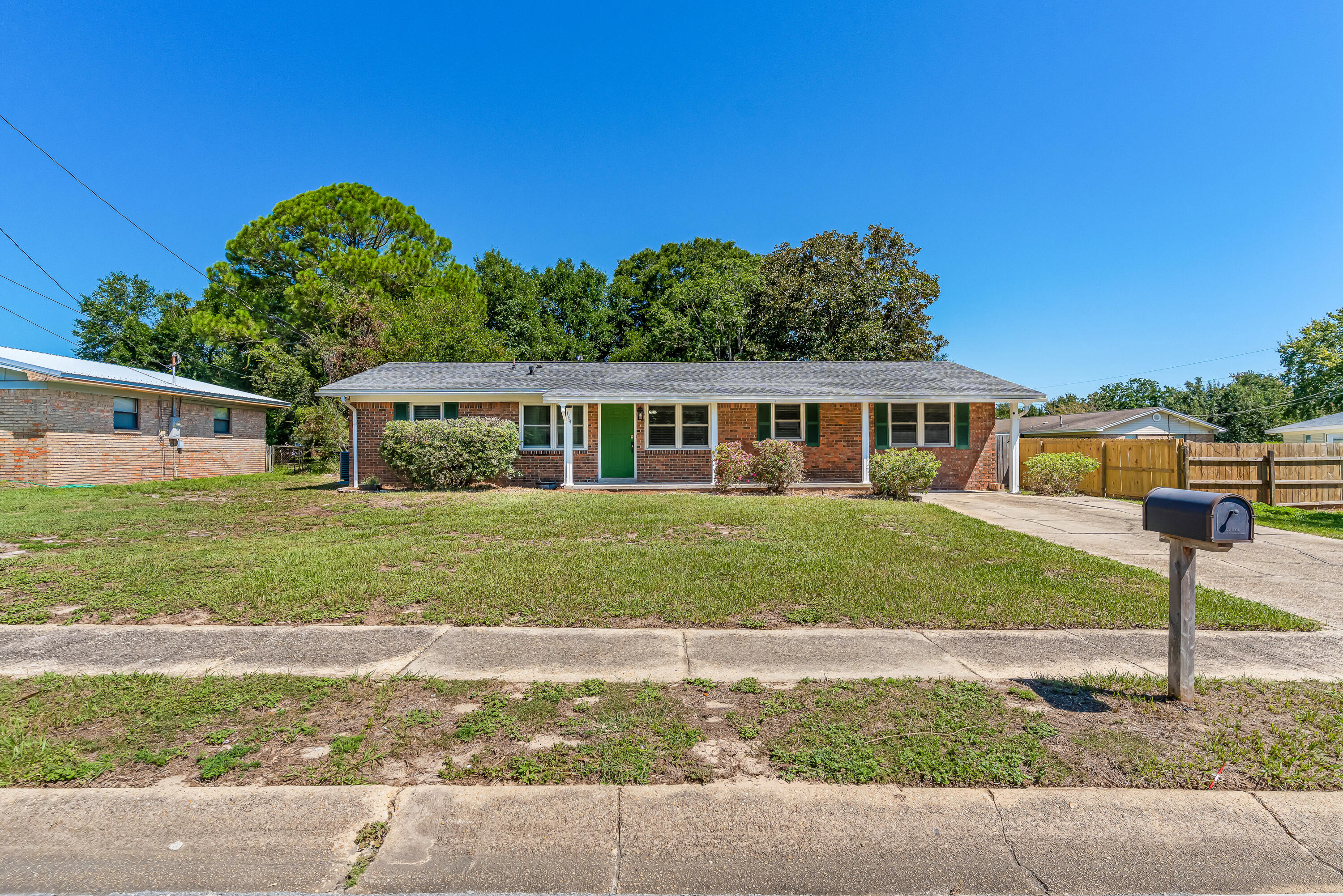 property viewer photo 1