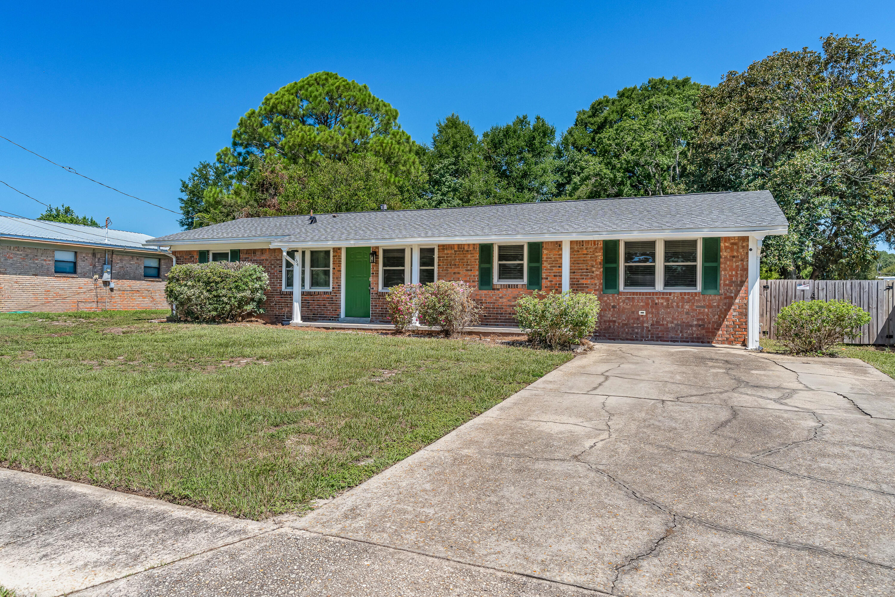 property viewer photo 2