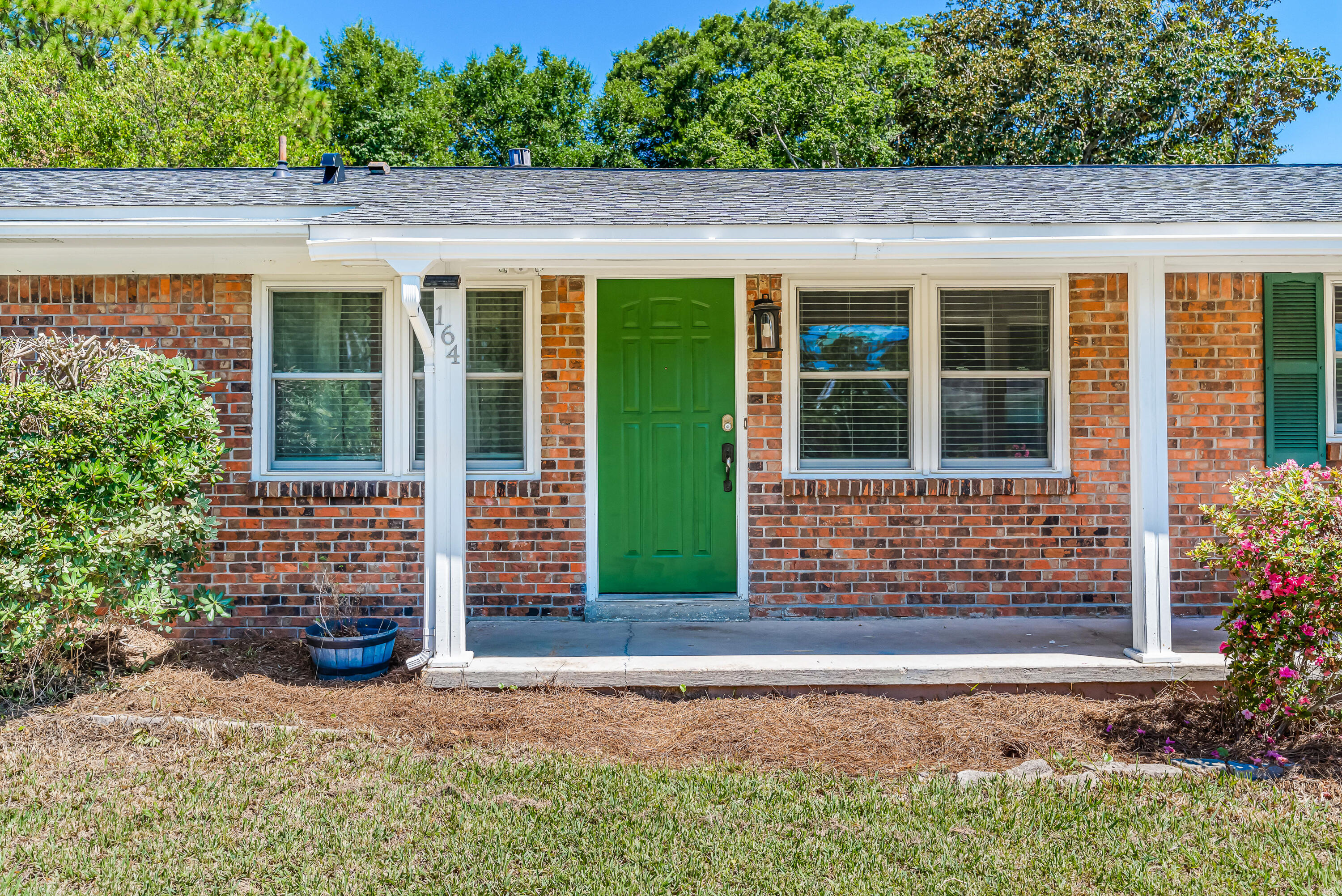 property viewer photo 3