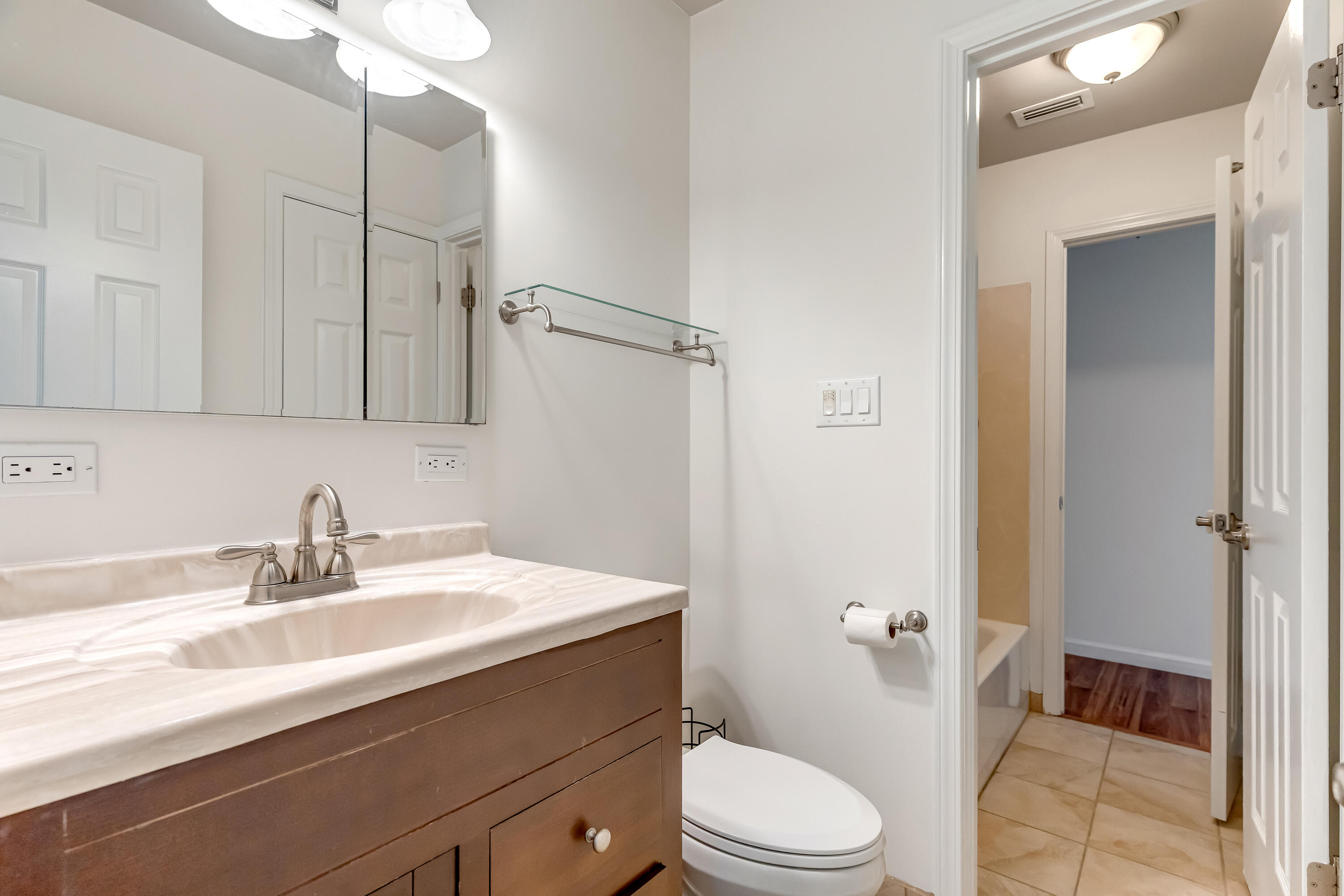 property viewer photo 31