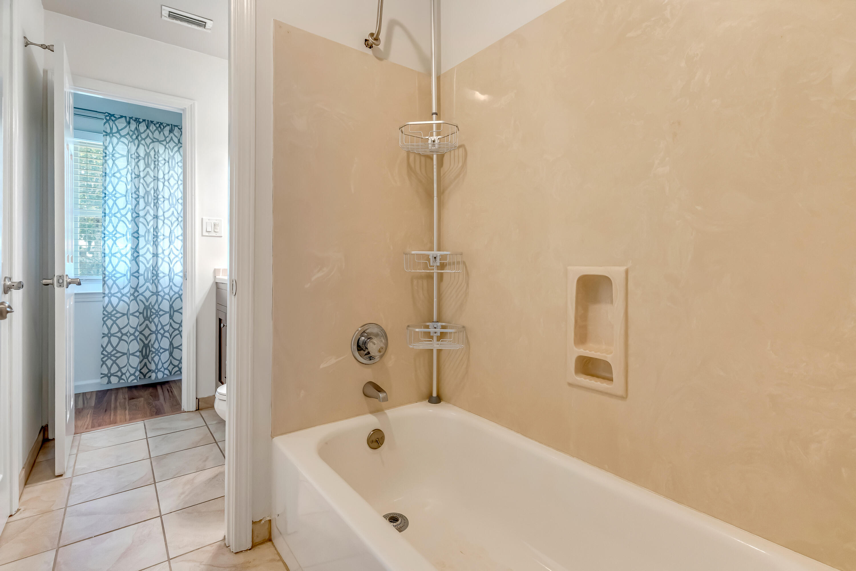 property viewer photo 33