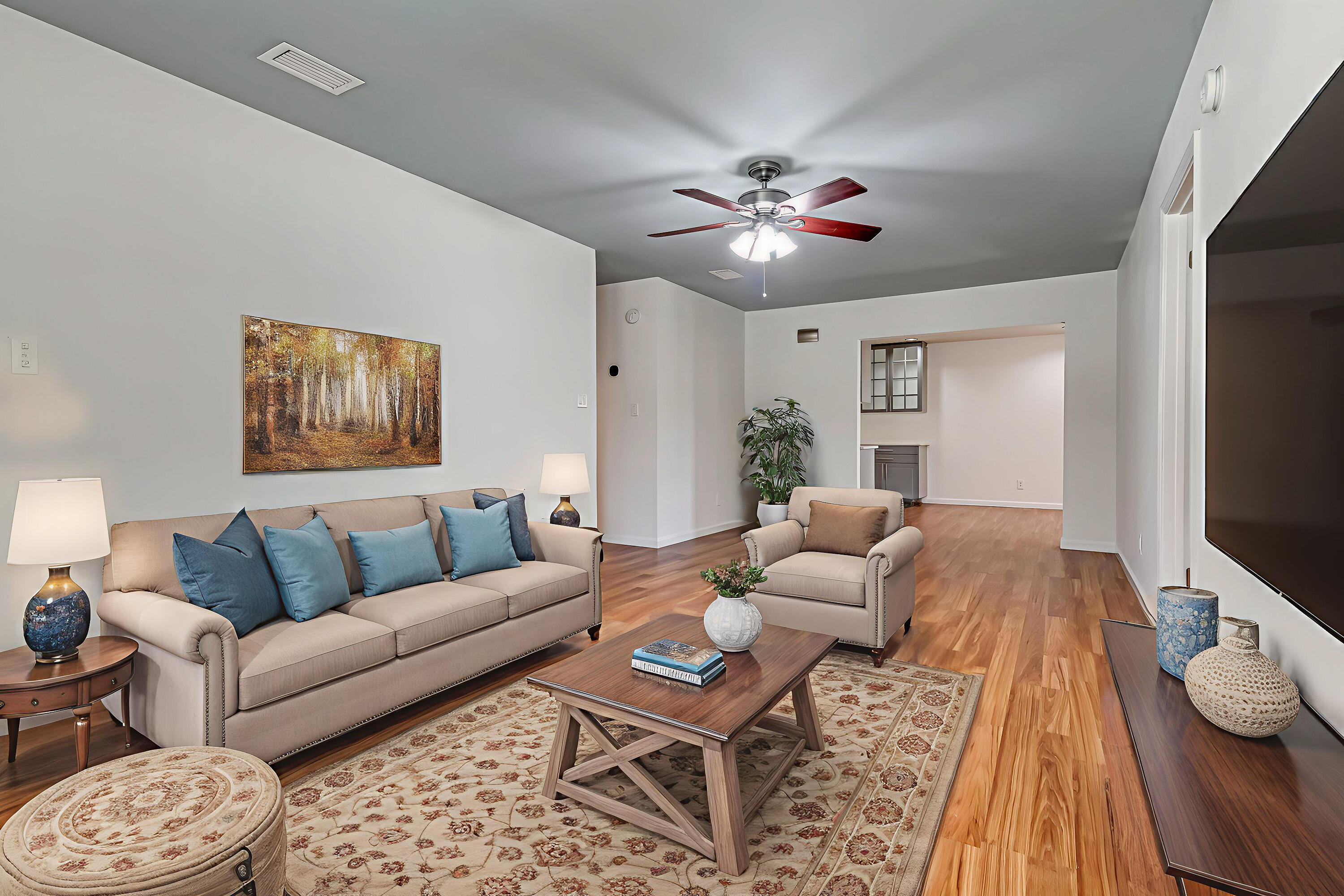 property viewer photo 4