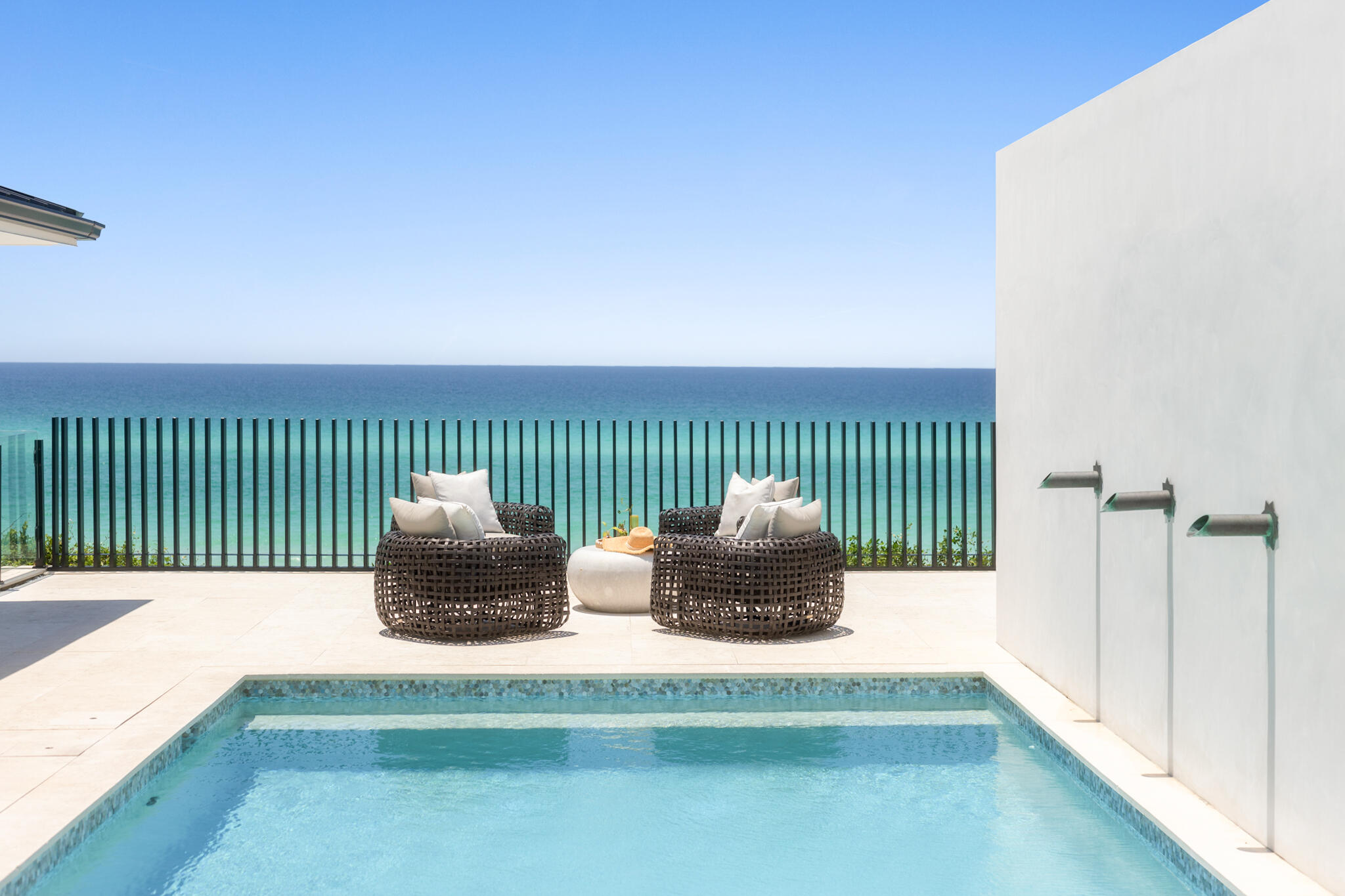 main property photo 90