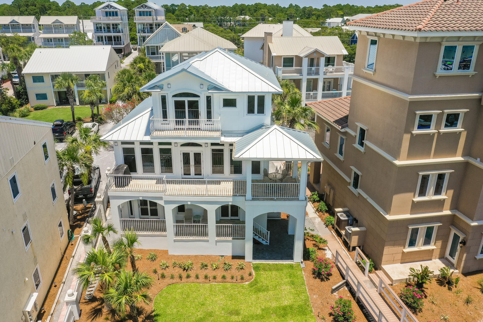 main property photo 44