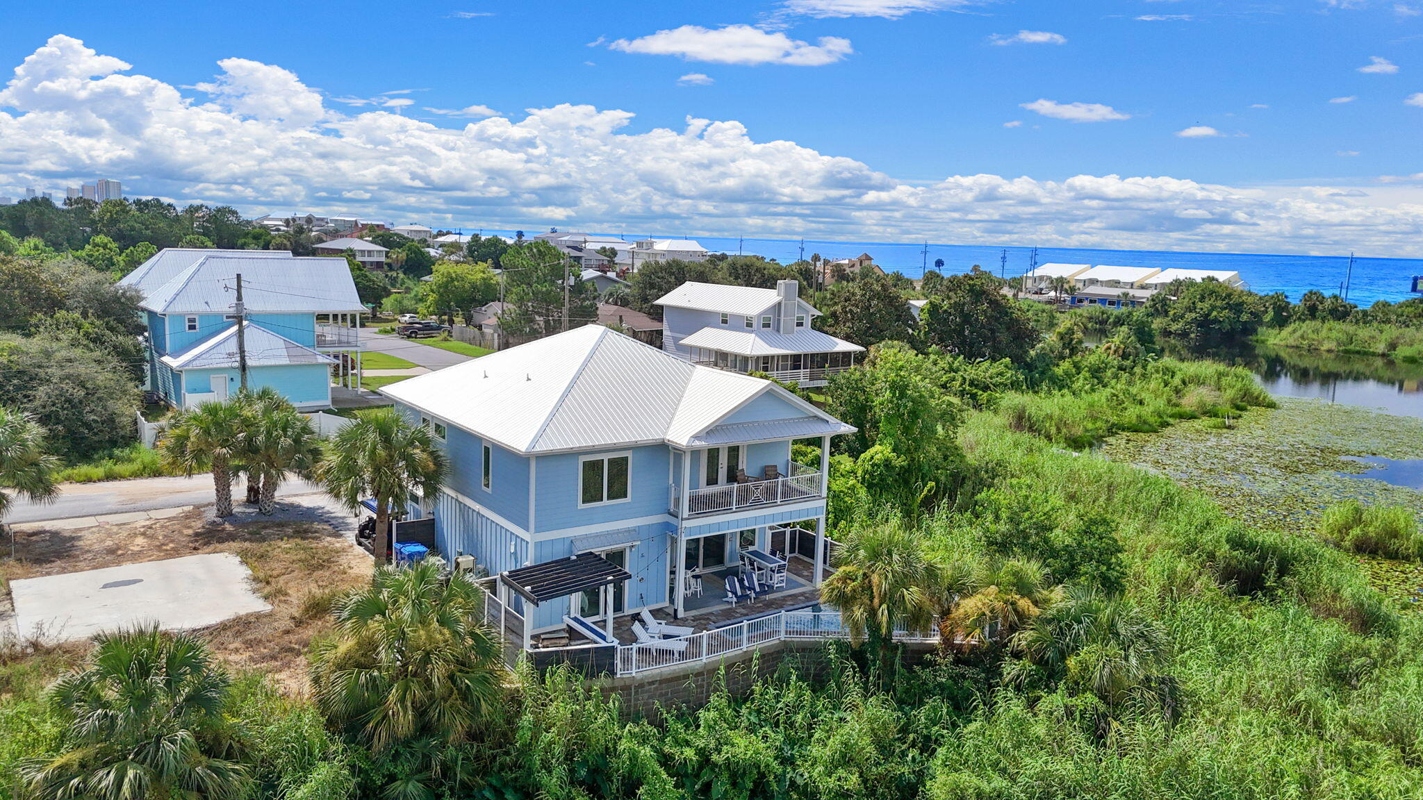 main property photo 67