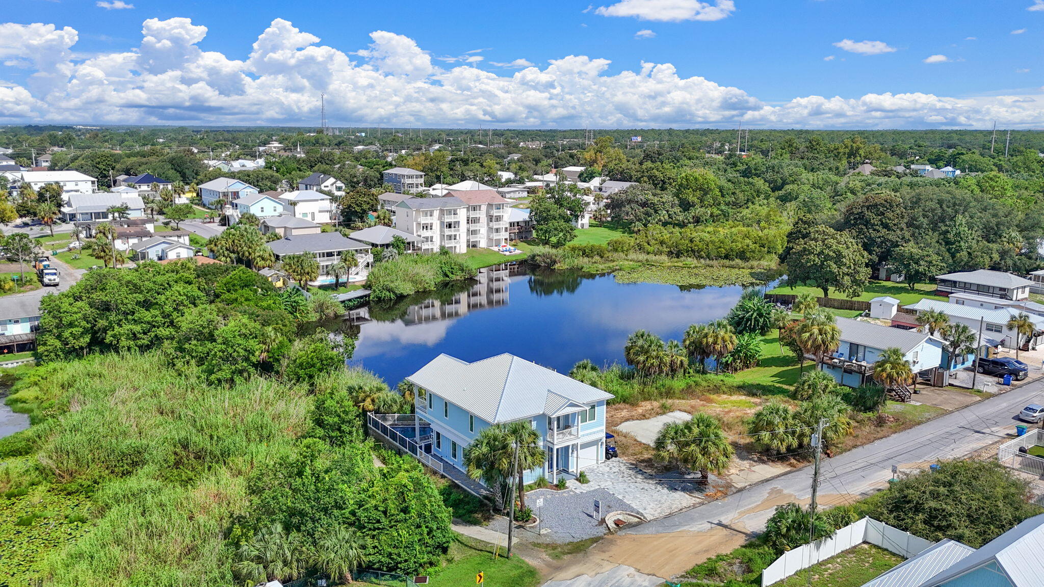 main property photo 75