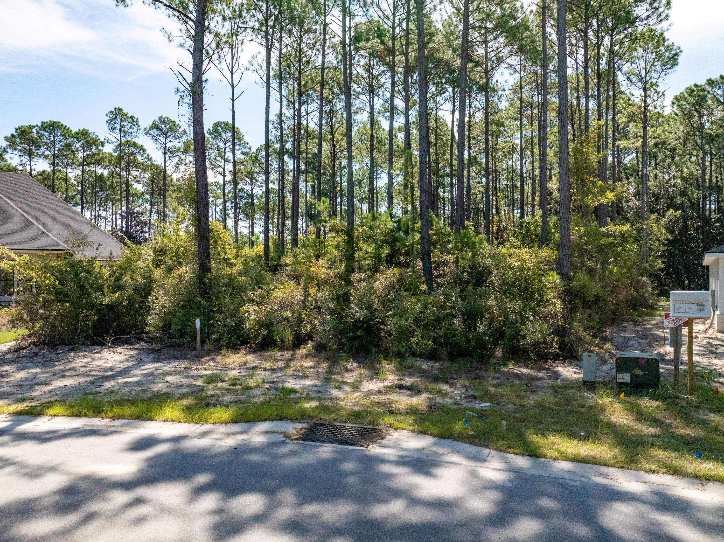 main property photo 25